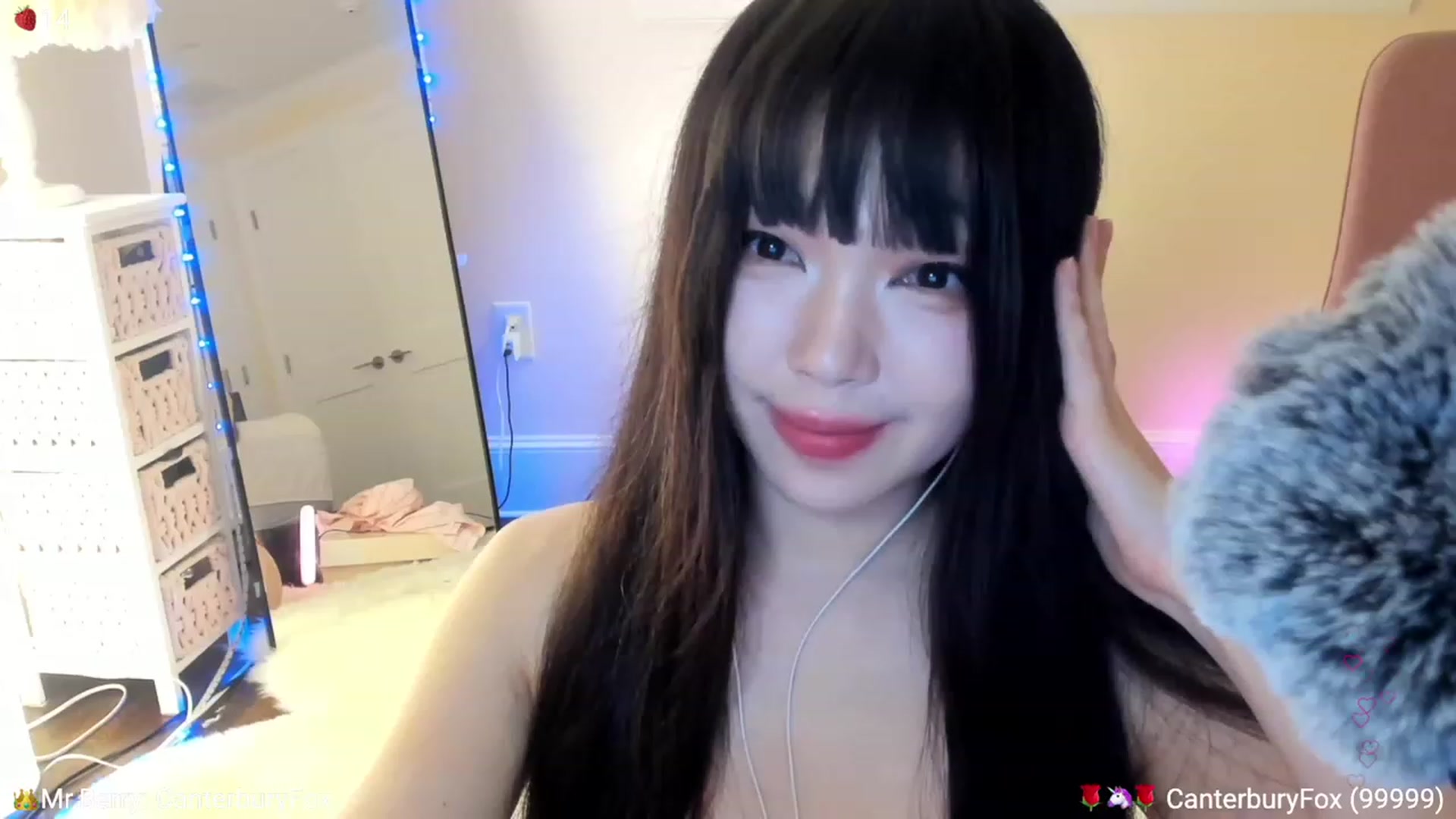 Gallery image thumbnail from AcaiBerry's myfreecams stream on, 08/20/2023, 08:01 image 11 of 20