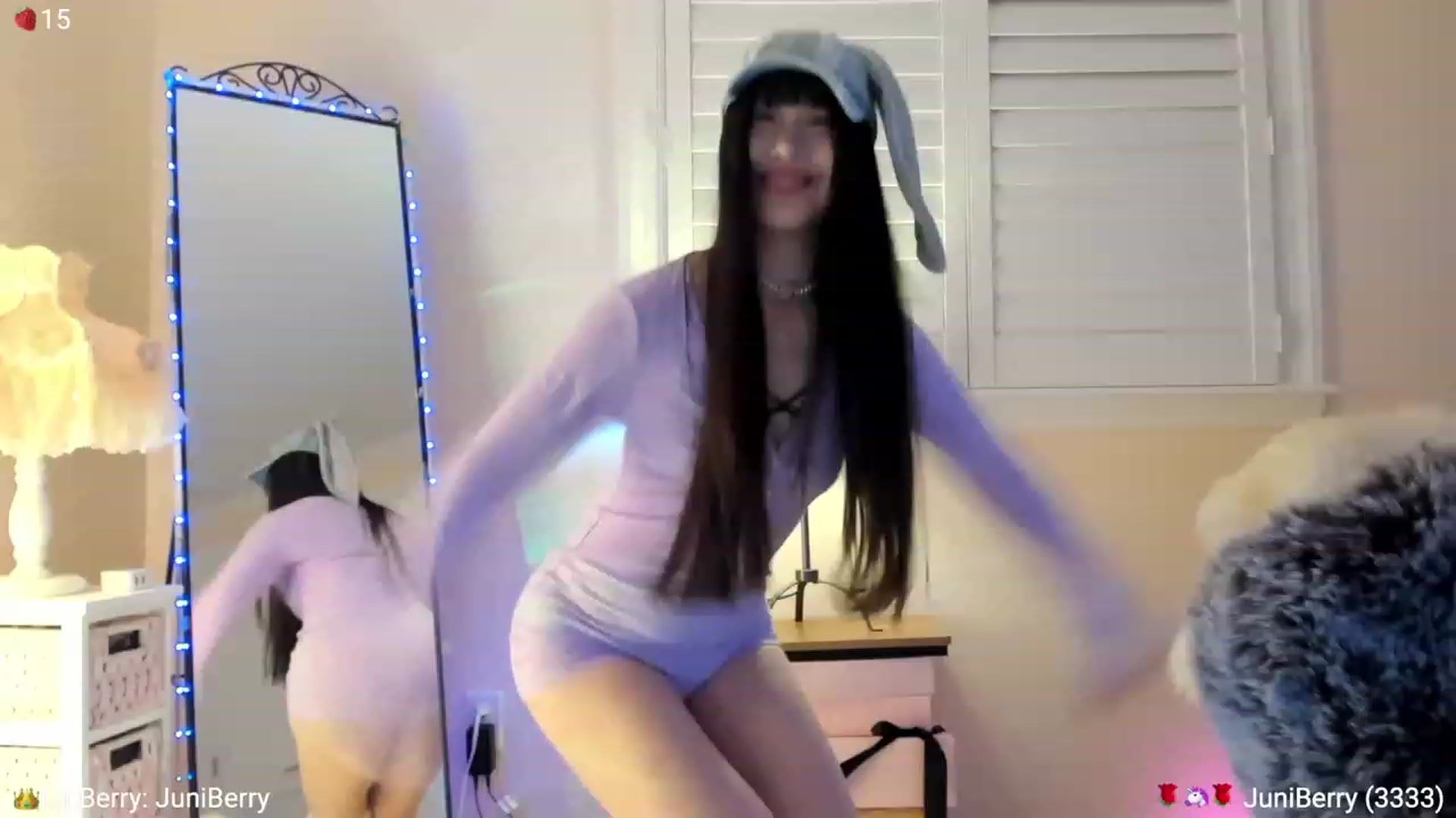 Gallery image thumbnail from AcaiBerry's myfreecams stream on, 08/24/2023, 05:06 image 1 of 20