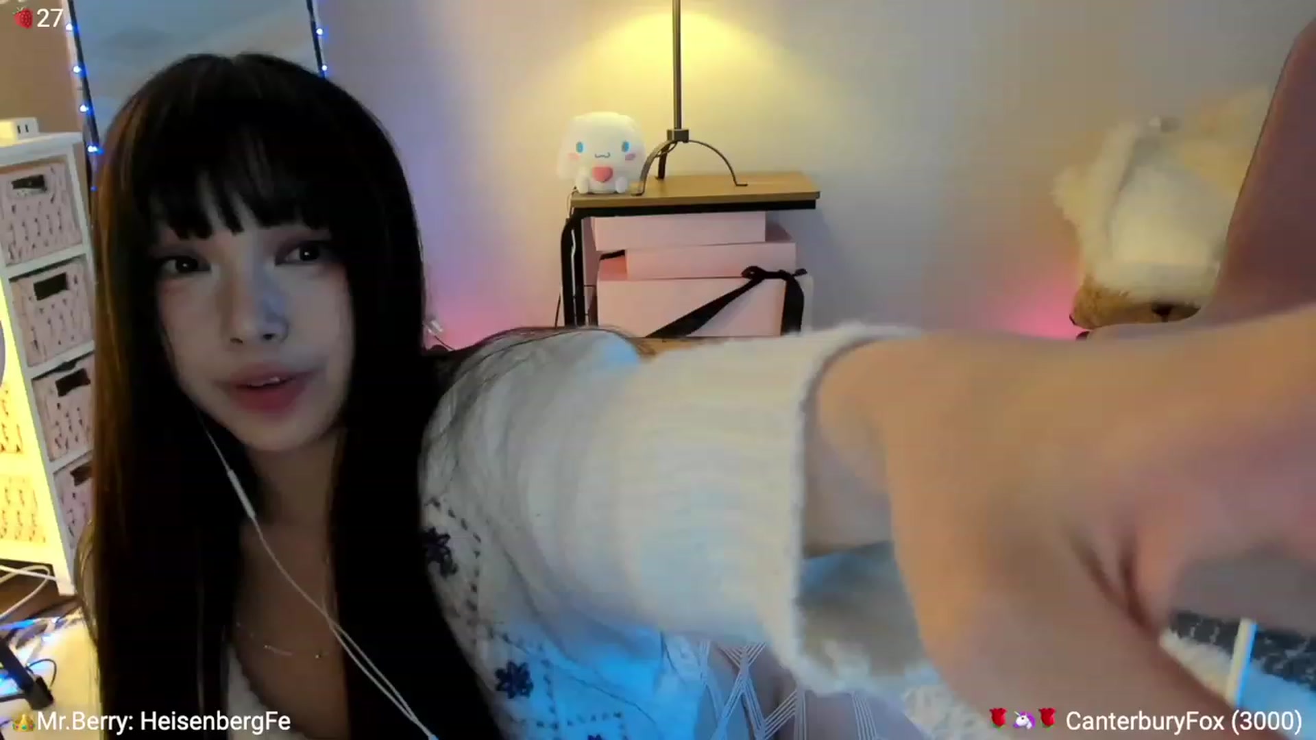 Gallery image thumbnail from AcaiBerry's myfreecams stream on, 09/09/2023, 07:27 image 16 of 20