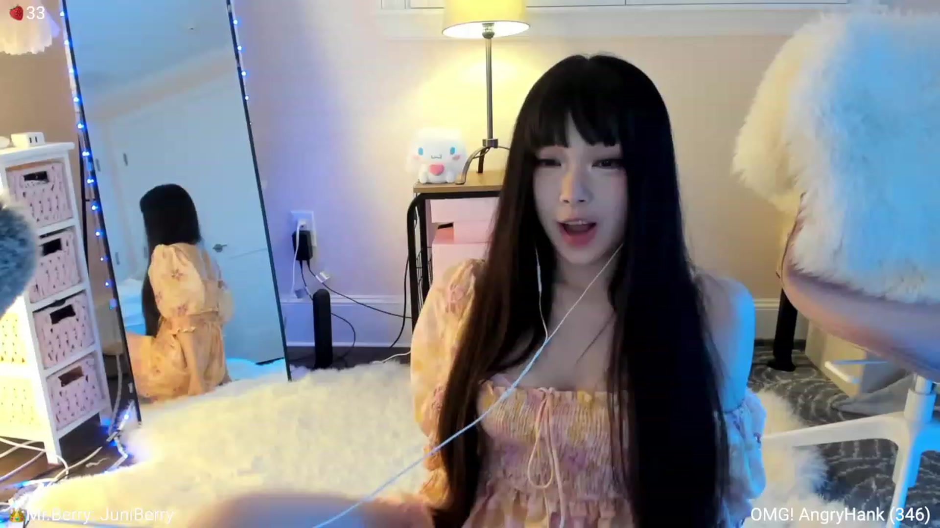 Gallery image thumbnail from AcaiBerry's myfreecams stream on, 09/14/2023, 03:36 image 1 of 20