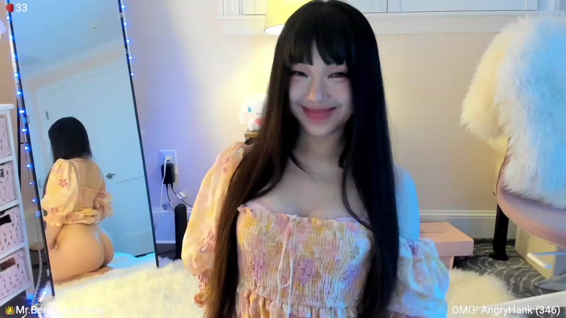 Gallery image thumbnail from AcaiBerry's myfreecams stream on, 09/14/2023, 03:36 image 10 of 20