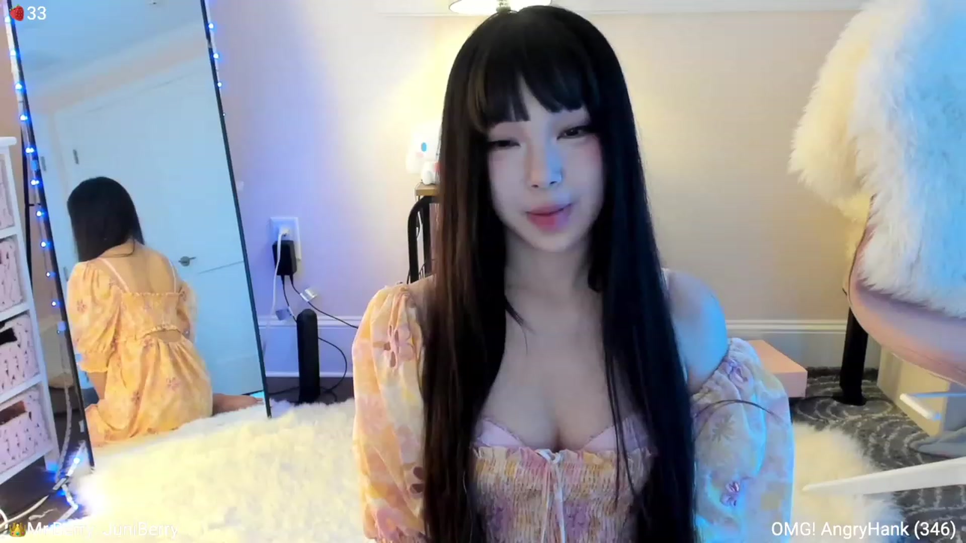Gallery image thumbnail from AcaiBerry's myfreecams stream on, 09/14/2023, 03:36 image 19 of 20