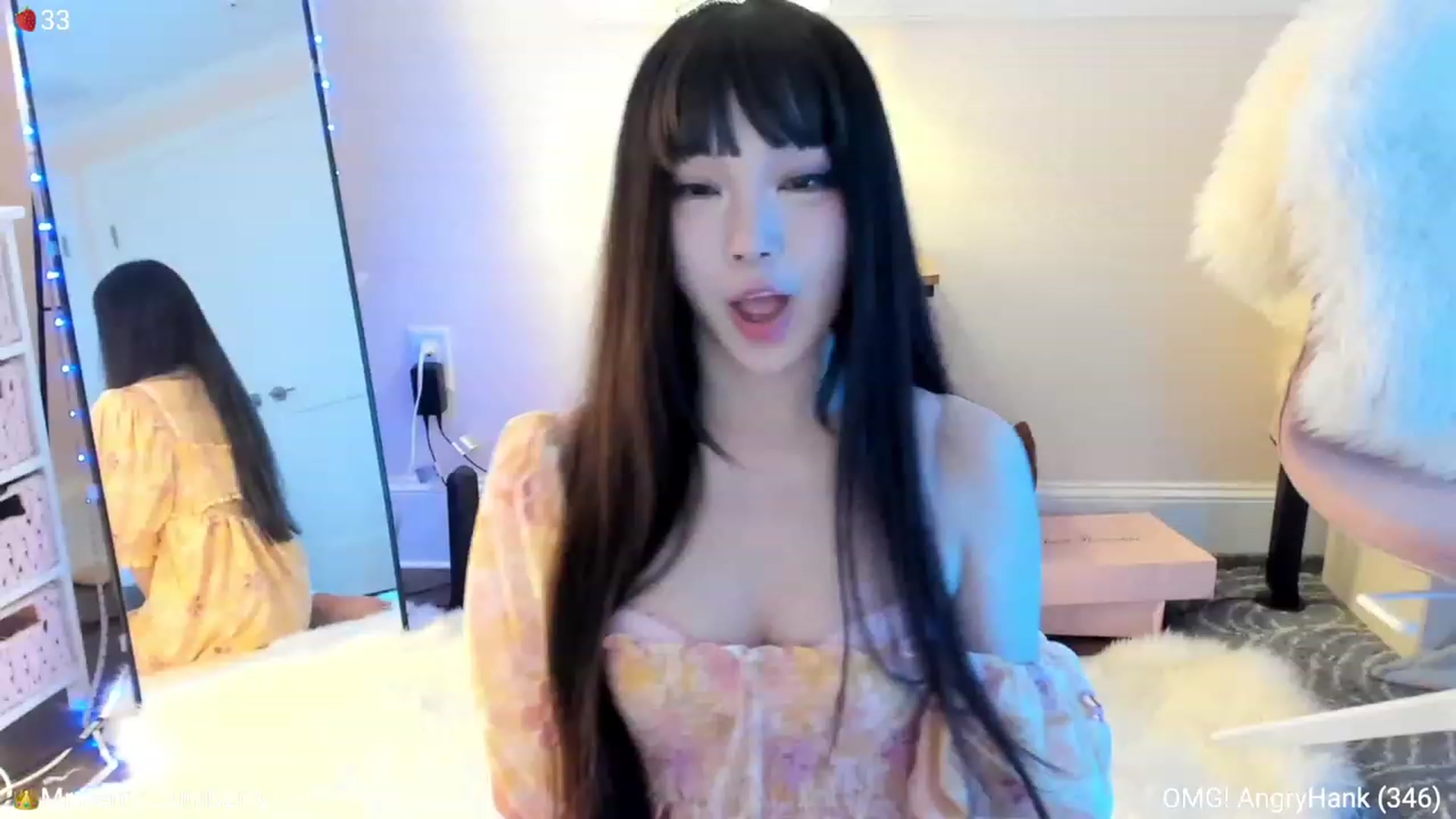 Gallery image thumbnail from AcaiBerry's myfreecams stream on, 09/14/2023, 03:36 image 16 of 20