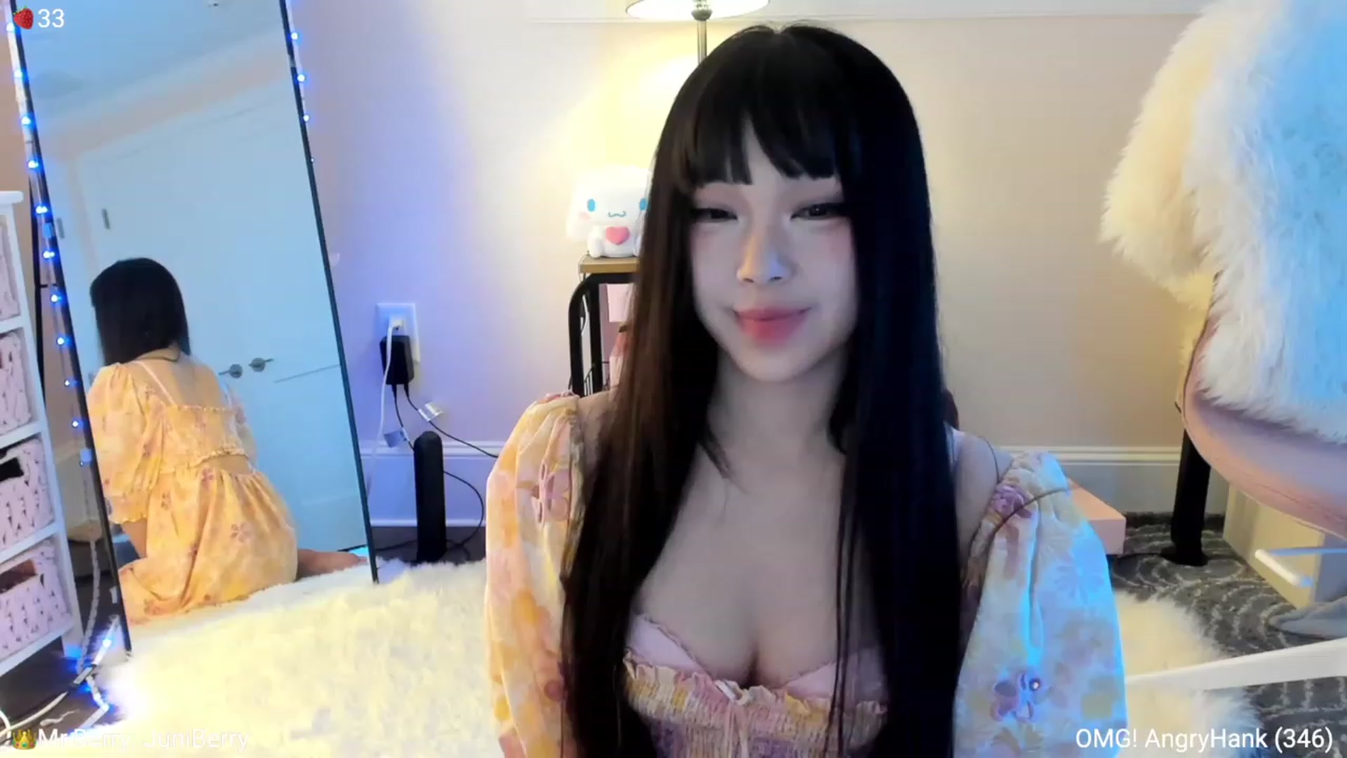 Gallery image thumbnail from AcaiBerry's myfreecams stream on, 09/14/2023, 03:36 image 18 of 20