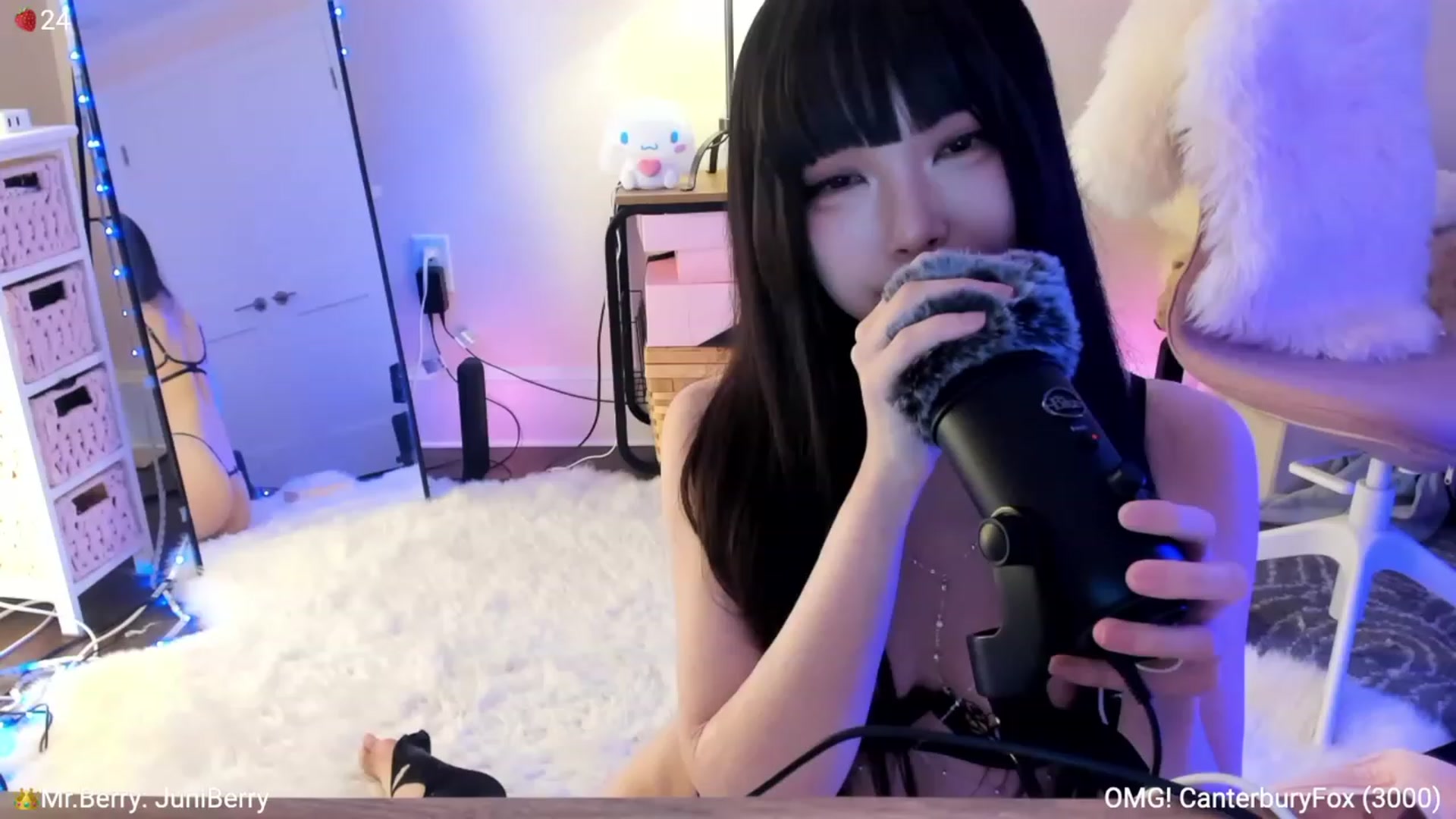 Gallery image thumbnail from AcaiBerry's myfreecams stream on, 09/16/2023, 07:07 image 20 of 20