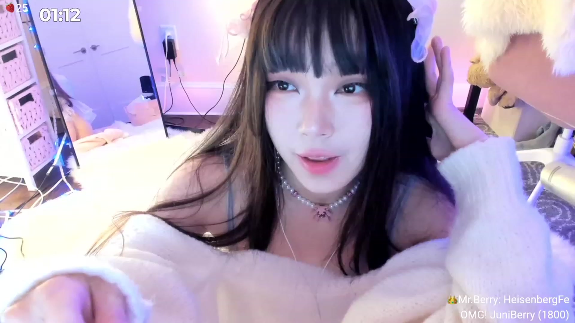 Gallery image thumbnail from AcaiBerry's myfreecams stream on, 09/23/2023, 06:33 image 16 of 20