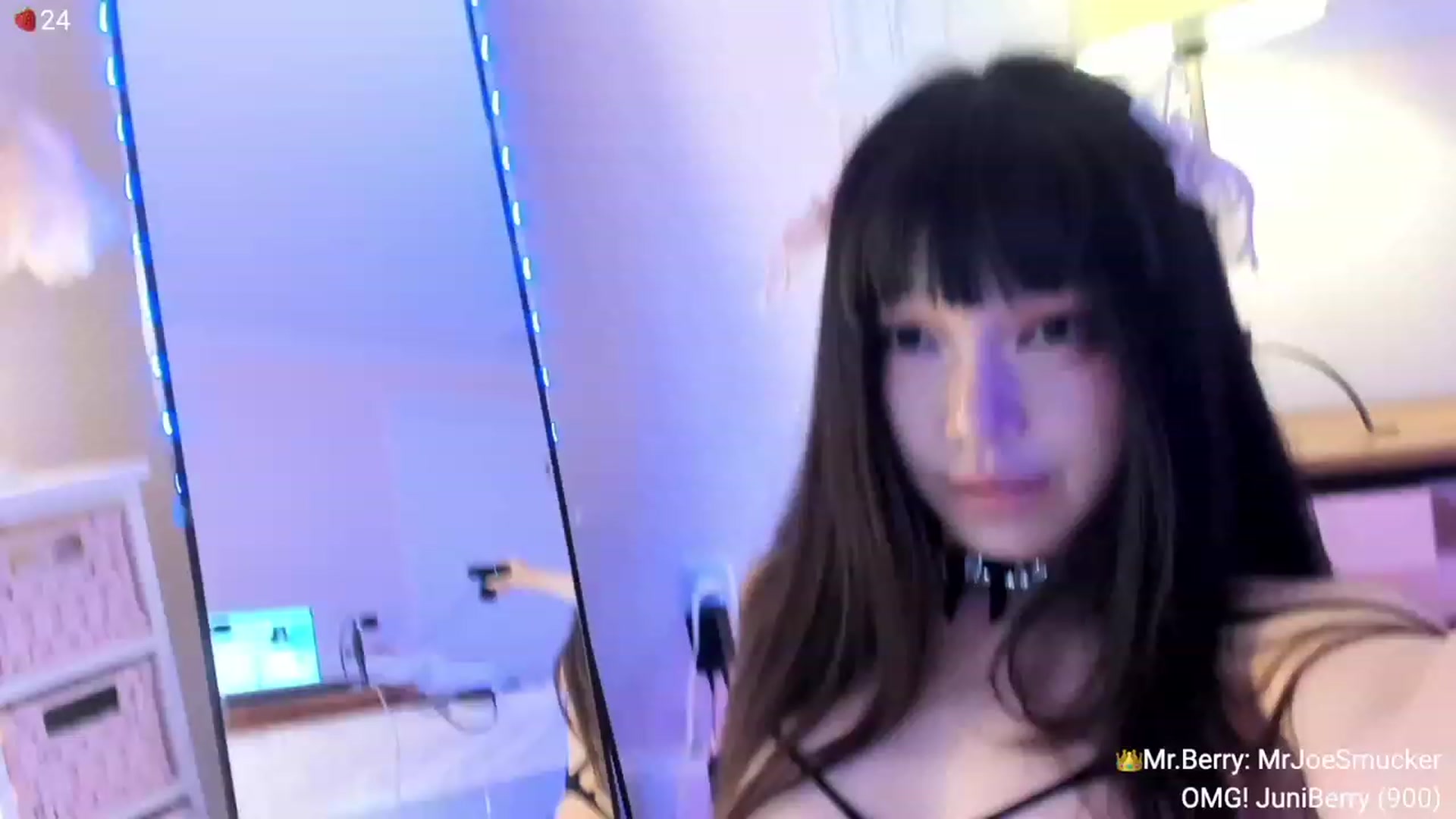 Gallery image thumbnail from AcaiBerry's myfreecams stream on, 09/24/2023, 07:19 image 9 of 20