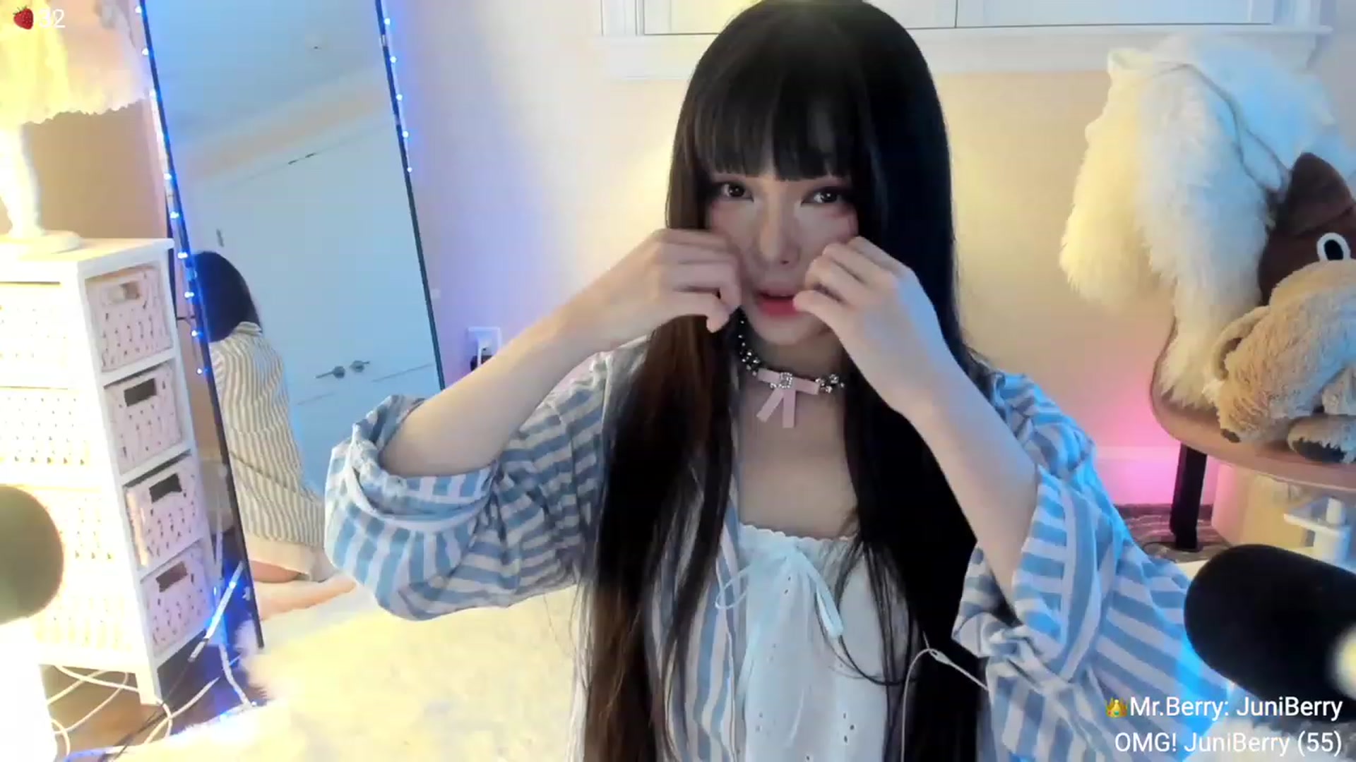 Gallery image thumbnail from AcaiBerry's myfreecams stream on, 09/28/2023, 05:55 image 1 of 20