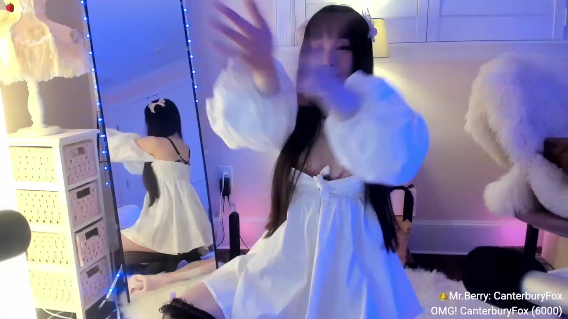 Gallery image thumbnail from AcaiBerry's myfreecams stream on, 09/30/2023, 07:48 image 8 of 20