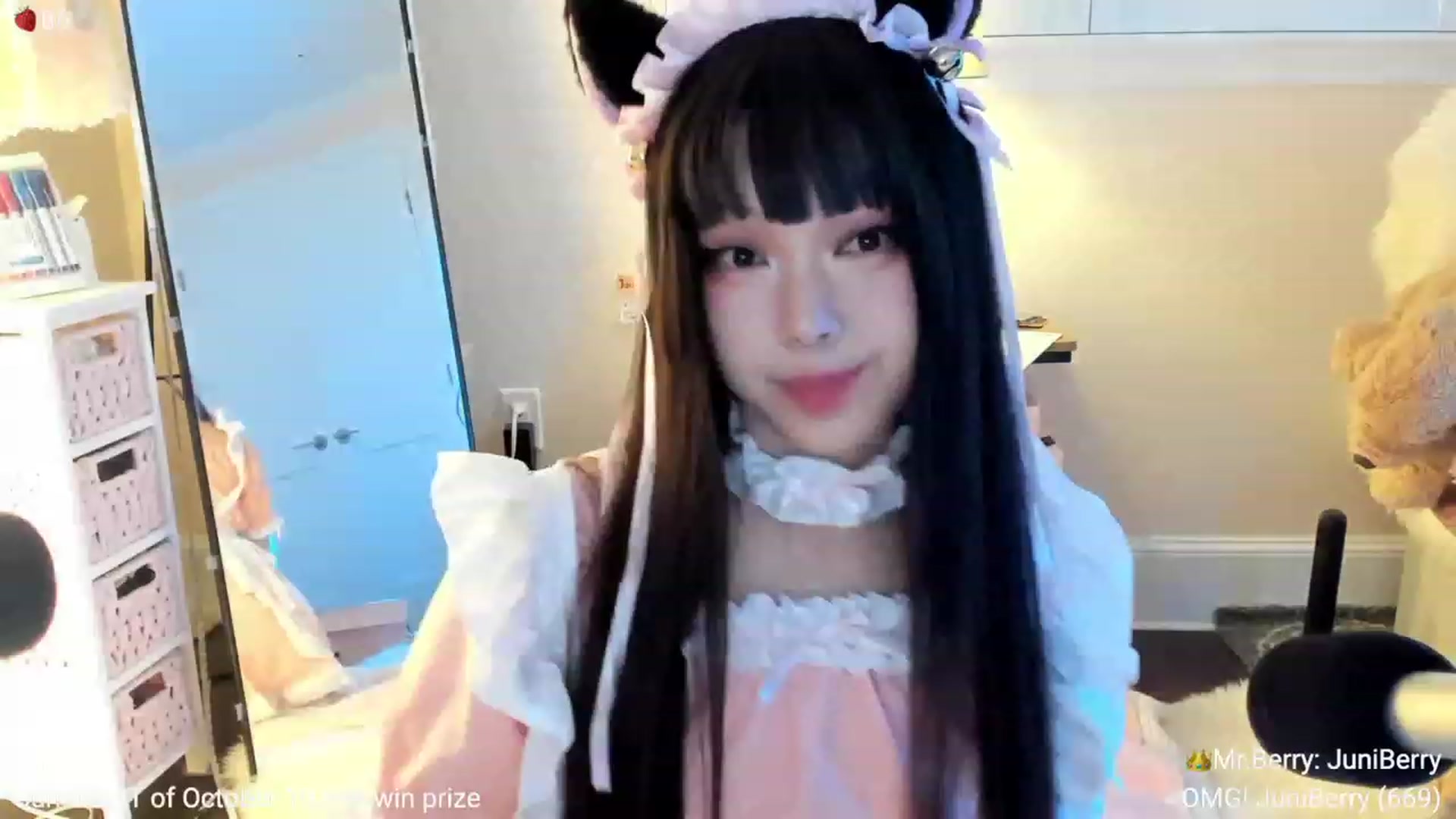Gallery image thumbnail from AcaiBerry's myfreecams stream on, 10/07/2023, 03:16 image 17 of 20