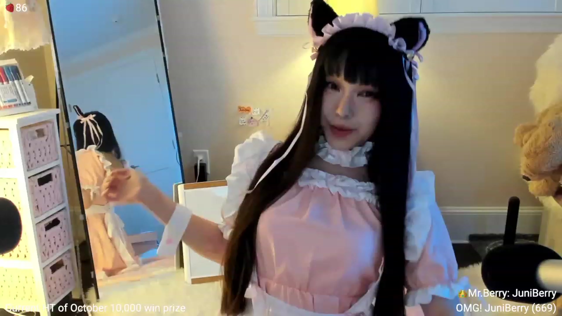 Gallery image thumbnail from AcaiBerry's myfreecams stream on, 10/07/2023, 03:16 image 16 of 20