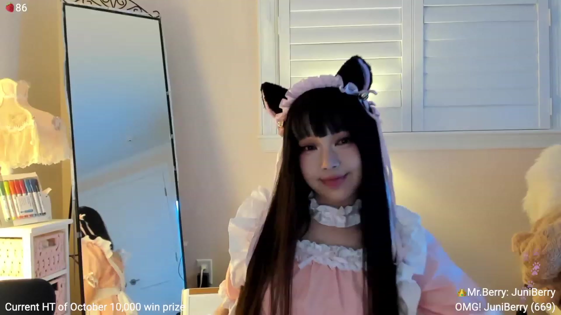 Gallery image thumbnail from AcaiBerry's myfreecams stream on, 10/07/2023, 03:16 image 7 of 20