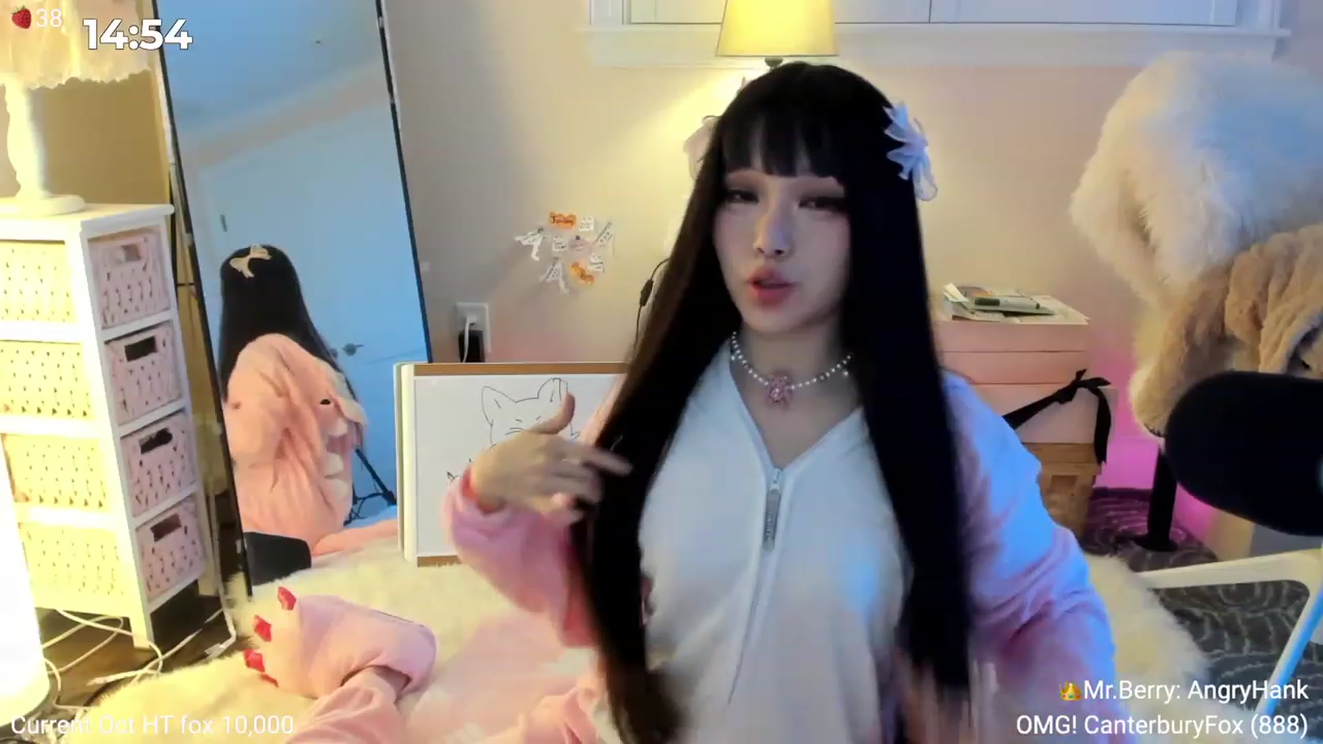 Gallery image thumbnail from AcaiBerry's myfreecams stream on, 10/08/2023, 04:15 image 19 of 20