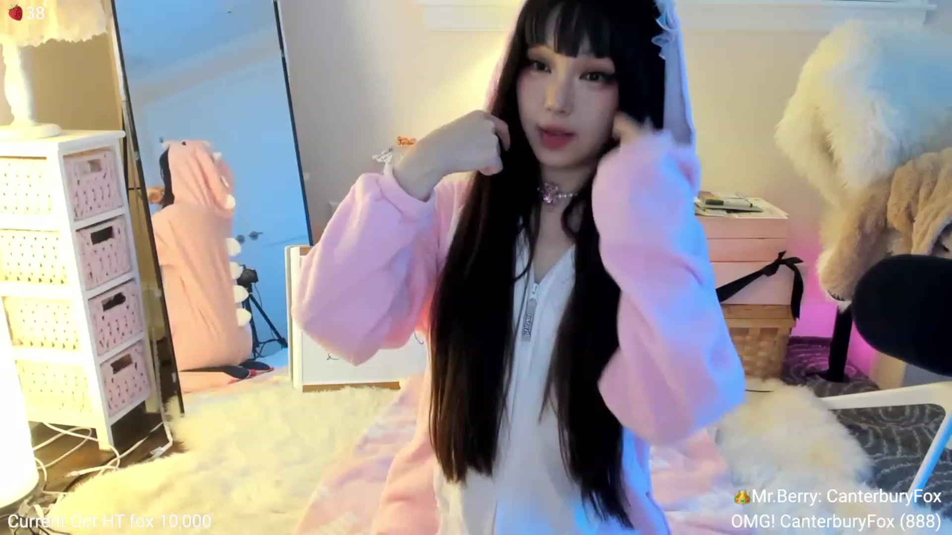 Gallery image thumbnail from AcaiBerry's myfreecams stream on, 10/08/2023, 04:15 image 10 of 20