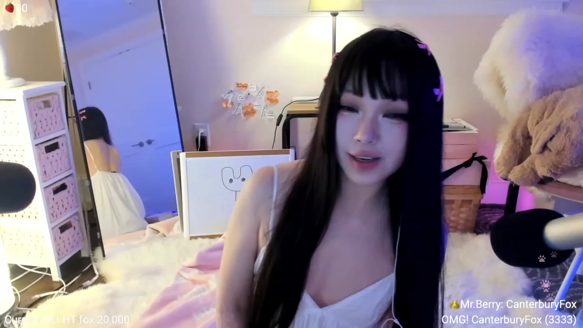 Gallery image thumbnail from AcaiBerry's myfreecams stream on, 10/14/2023, 07:09 image 14 of 20