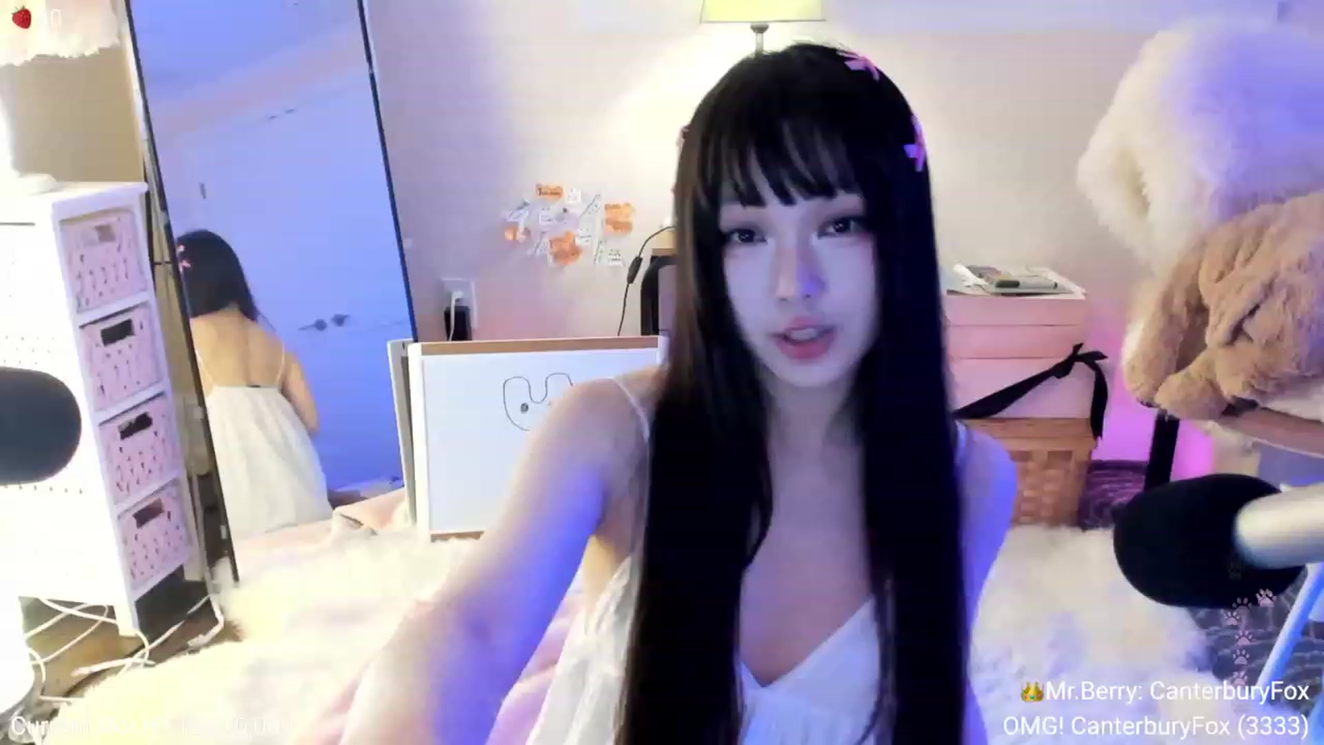 Gallery image thumbnail from AcaiBerry's myfreecams stream on, 10/14/2023, 07:09 image 15 of 20