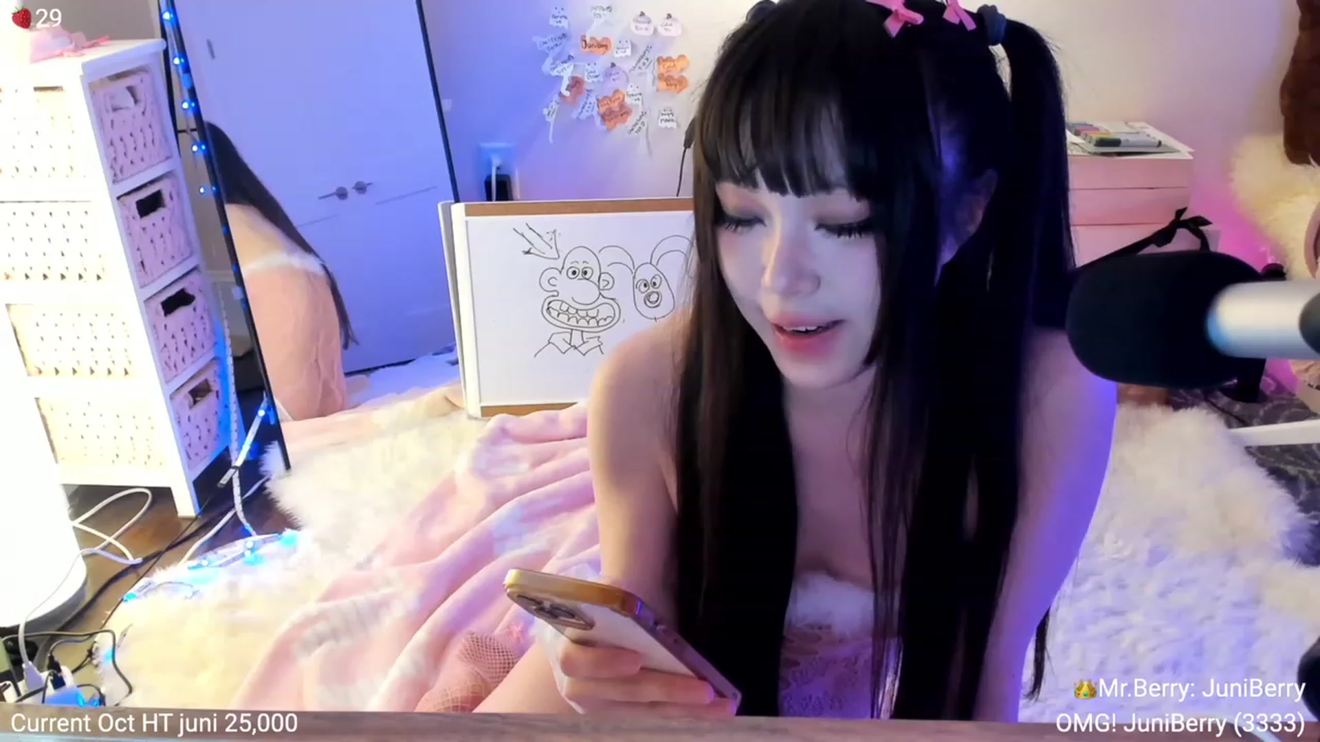 Gallery image thumbnail from AcaiBerry's myfreecams stream on, 10/19/2023, 06:04 image 17 of 20