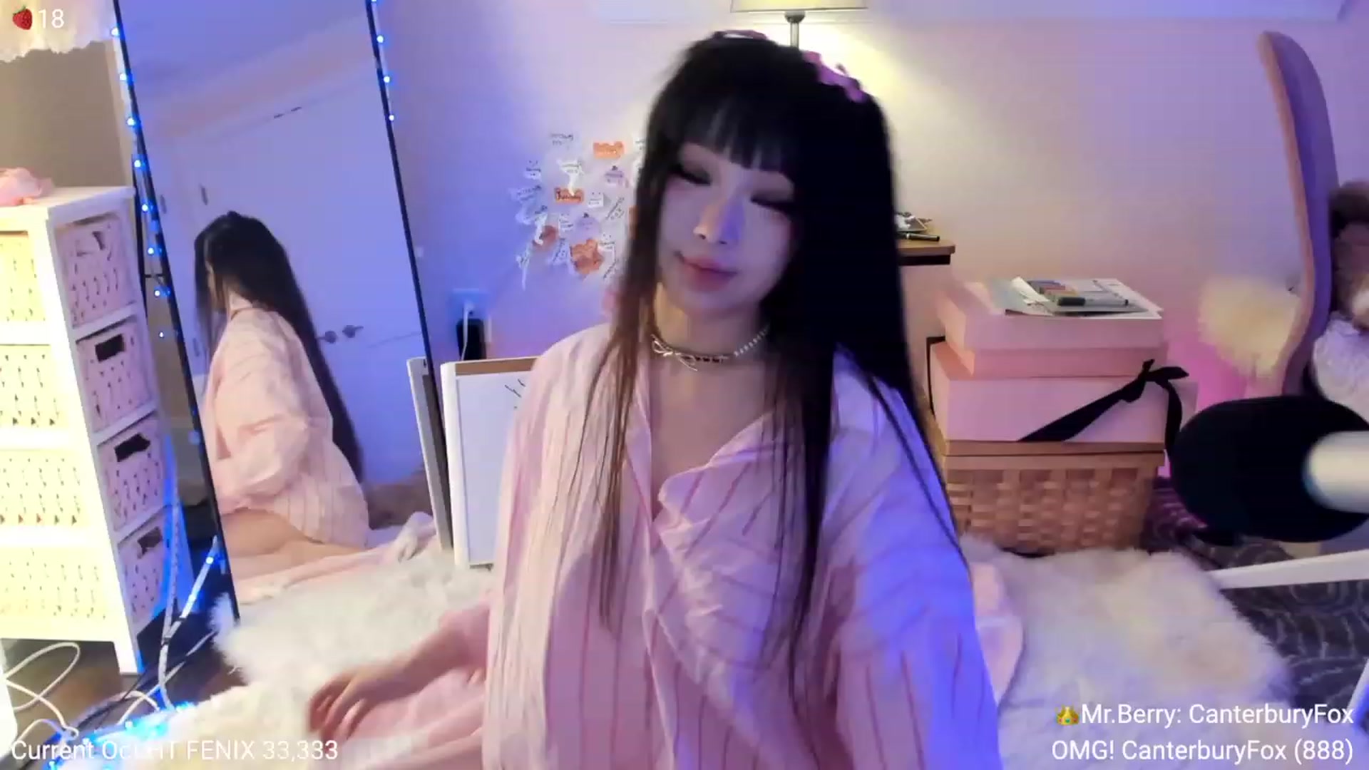 Gallery image thumbnail from AcaiBerry's myfreecams stream on, 10/22/2023, 04:06 image 17 of 20
