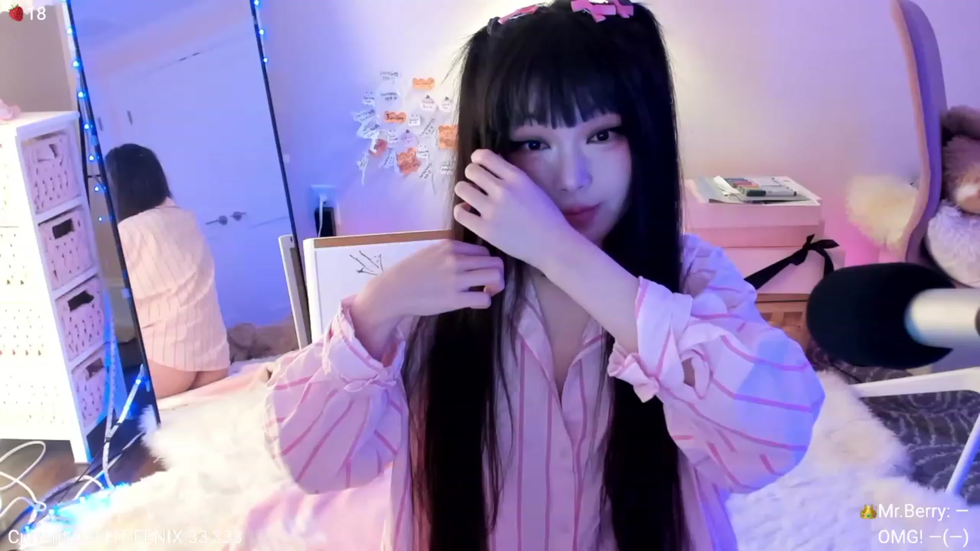 Gallery image thumbnail from AcaiBerry's myfreecams stream on, 10/22/2023, 04:06 image 6 of 20