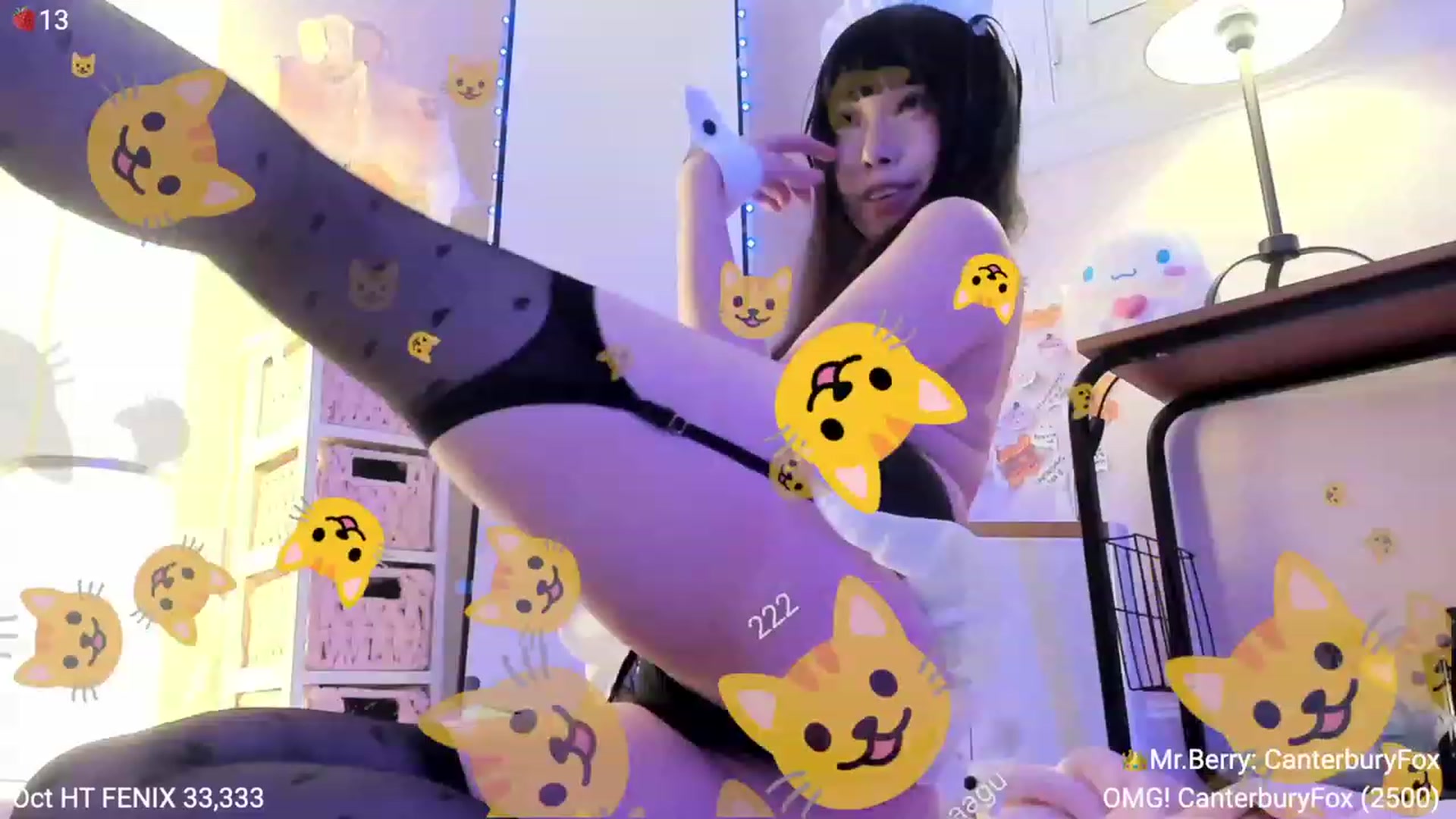 Gallery image thumbnail from AcaiBerry's myfreecams stream on, 10/26/2023, 07:13 image 1 of 20