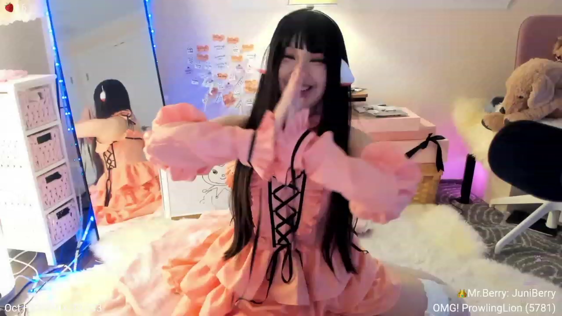 Gallery image thumbnail from AcaiBerry's myfreecams stream on, 10/29/2023, 07:00 image 1 of 20