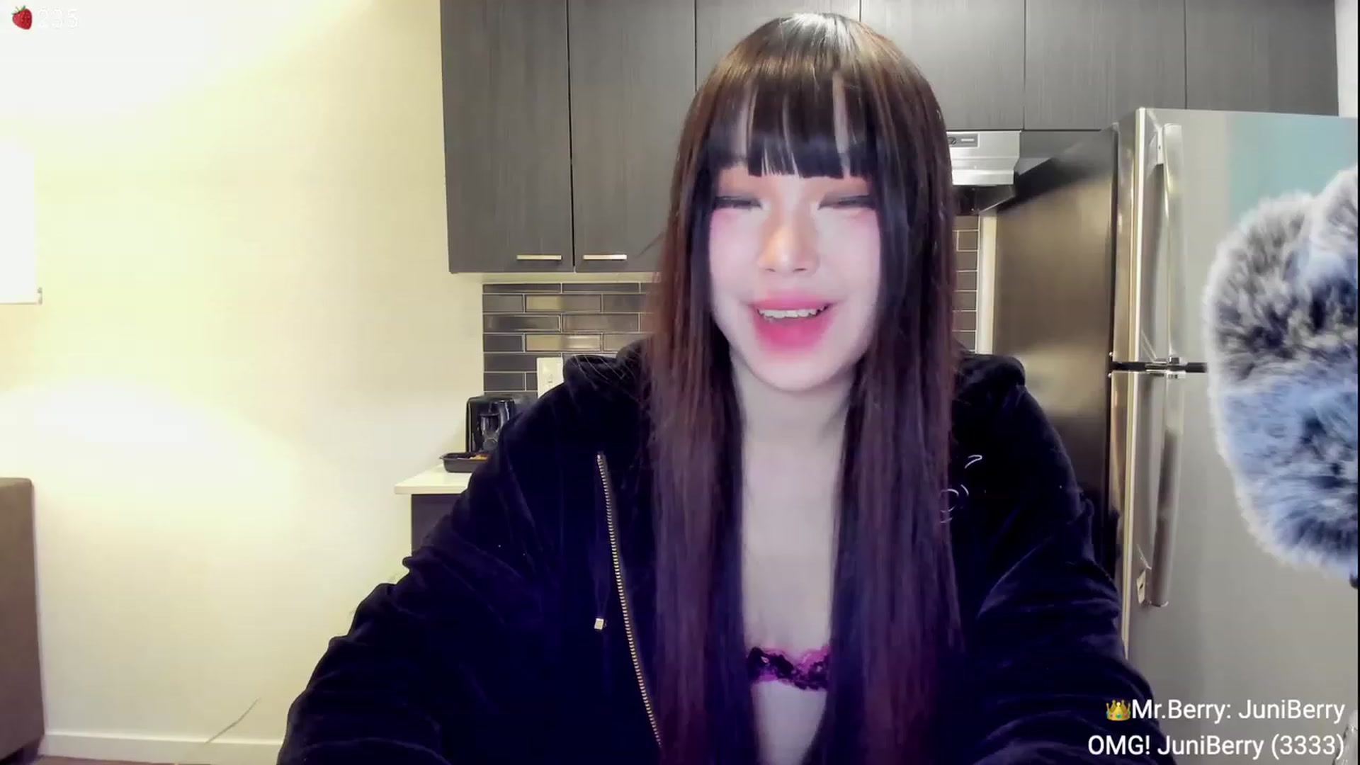 Gallery image thumbnail from AcaiBerry's myfreecams stream on, 11/04/2023, 04:44 image 20 of 20
