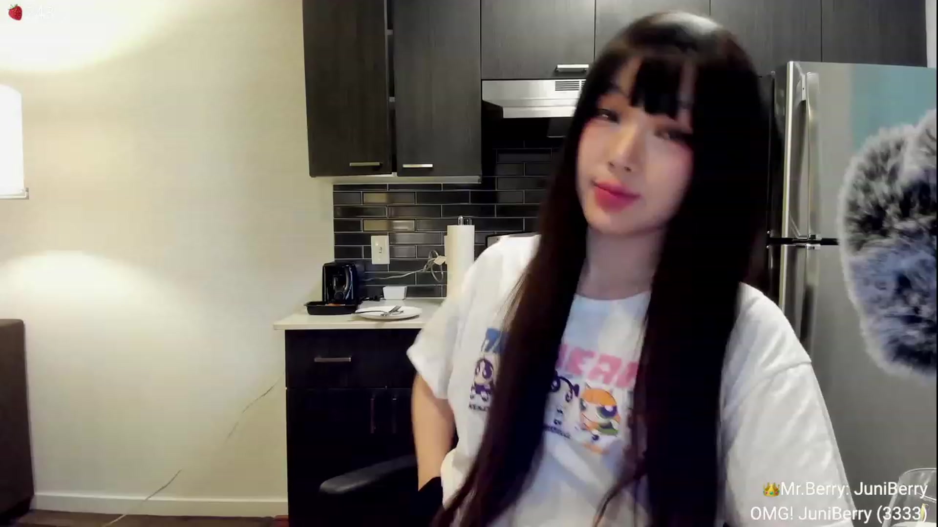 Gallery image thumbnail from AcaiBerry's myfreecams stream on, 11/04/2023, 04:44 image 15 of 20