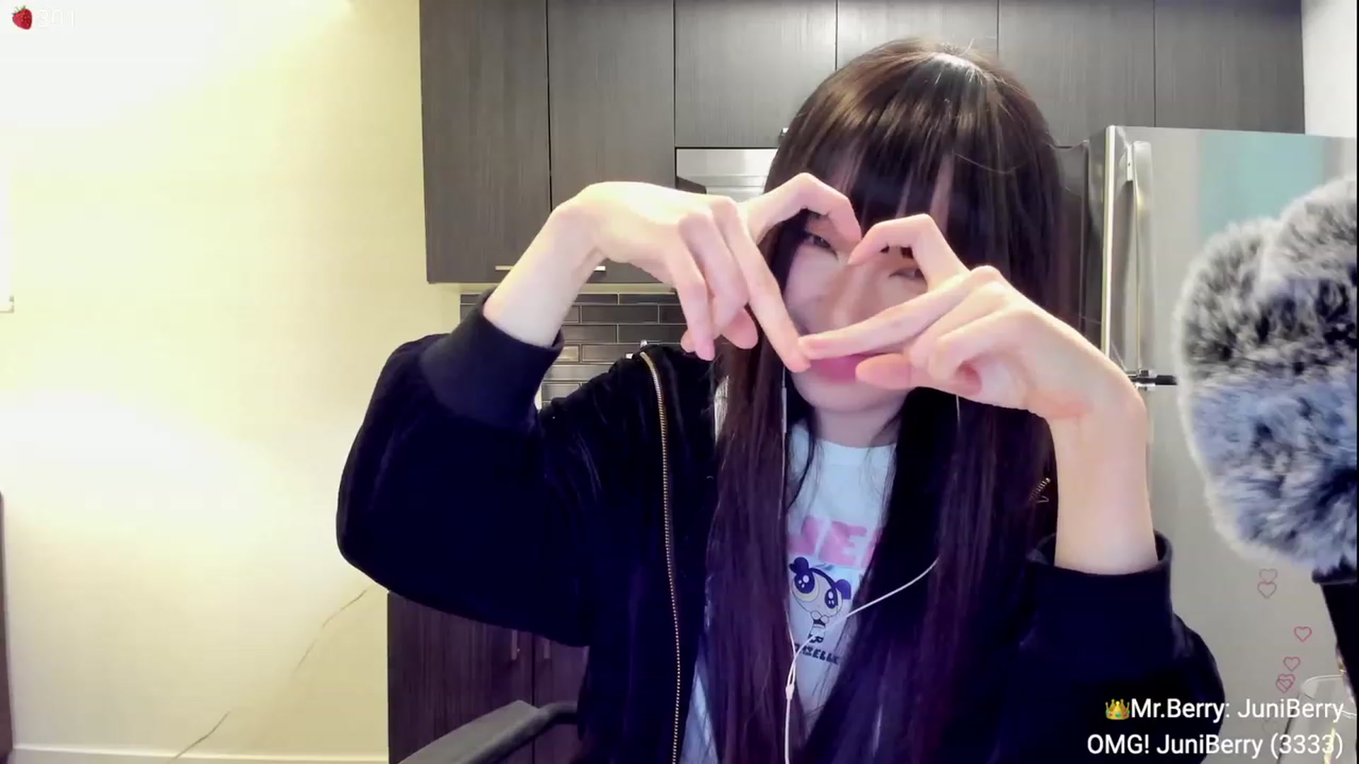 Gallery image thumbnail from AcaiBerry's myfreecams stream on, 11/04/2023, 04:44 image 5 of 20