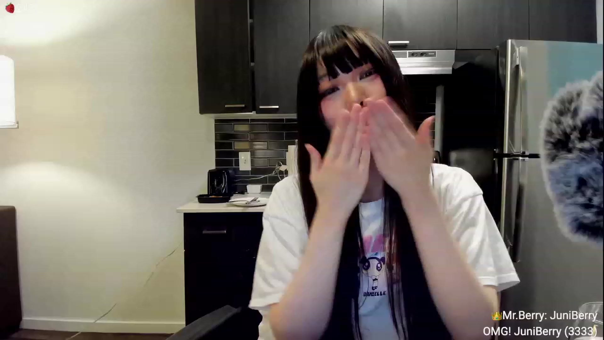 Gallery image thumbnail from AcaiBerry's myfreecams stream on, 11/04/2023, 04:44 image 14 of 20