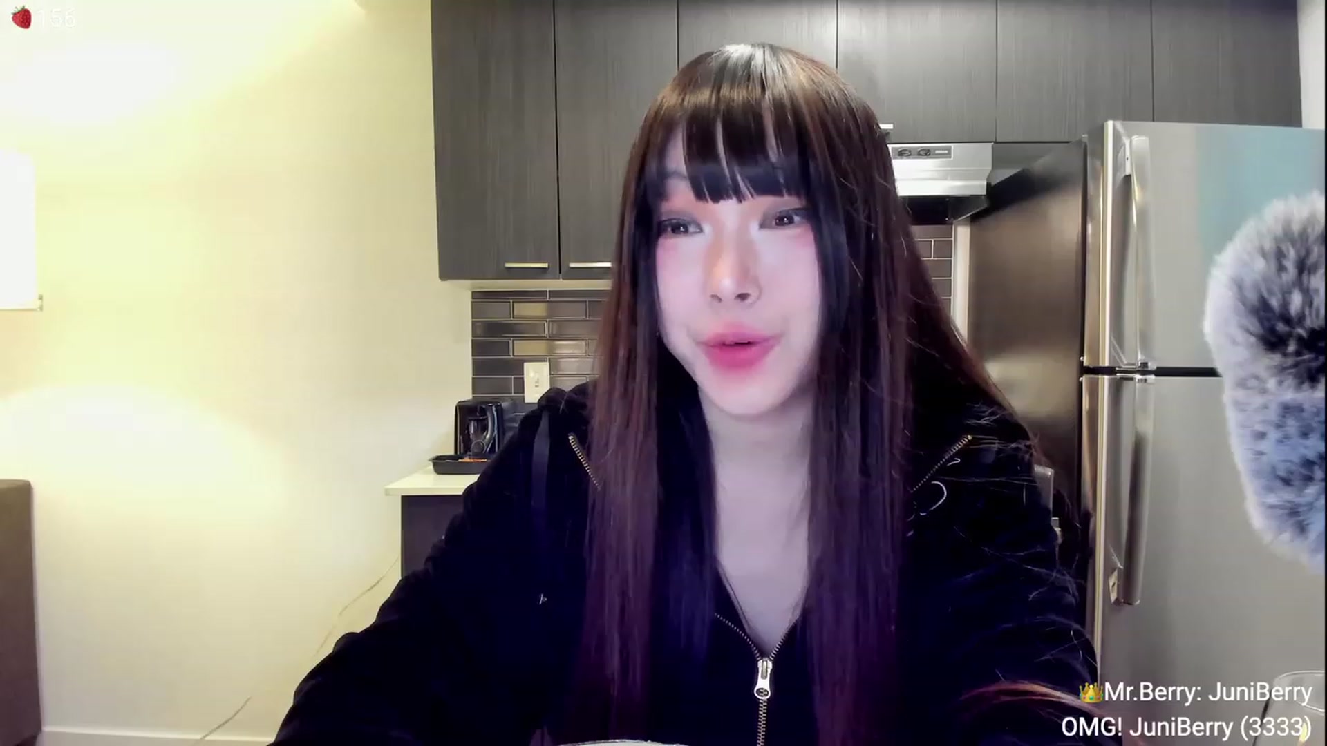 Gallery image thumbnail from AcaiBerry's myfreecams stream on, 11/04/2023, 06:50 image 6 of 20
