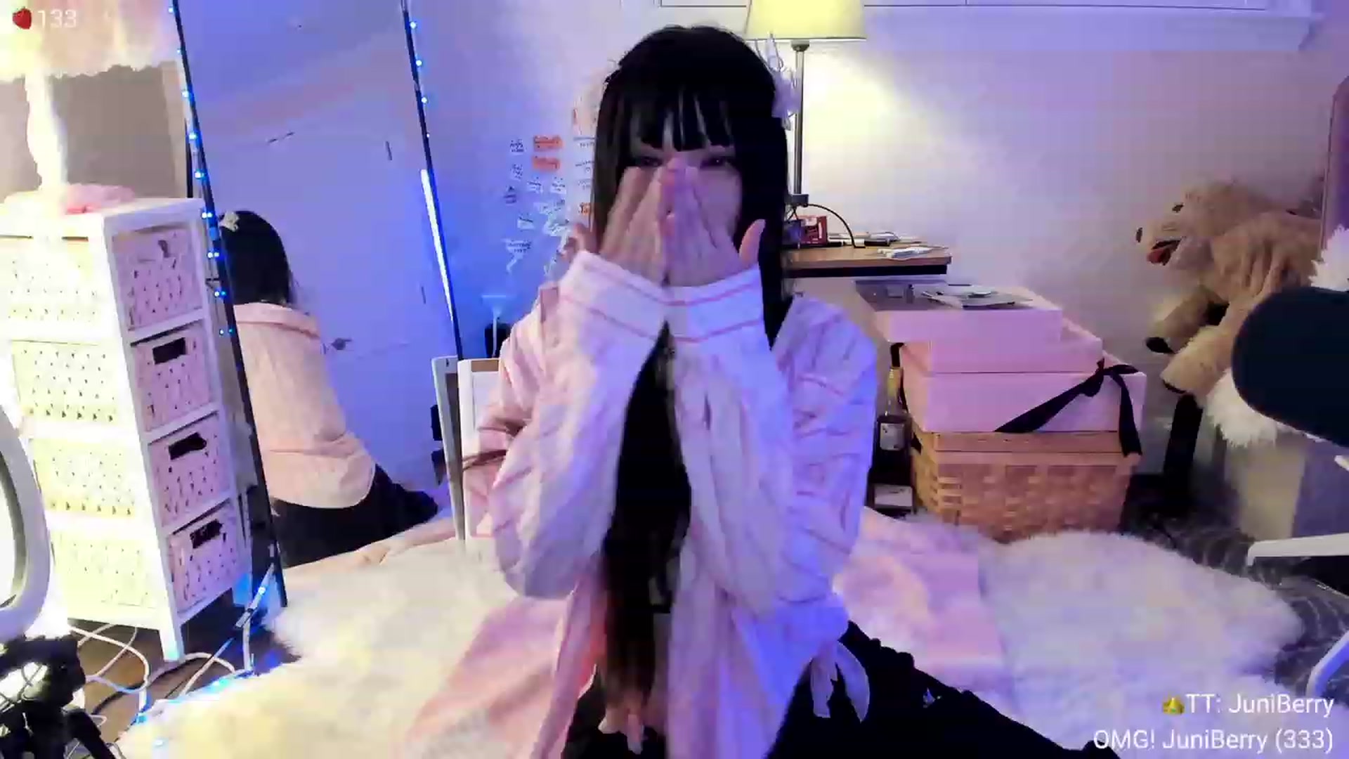 Gallery image thumbnail from AcaiBerry's myfreecams stream on, 11/05/2023, 06:17 image 6 of 20