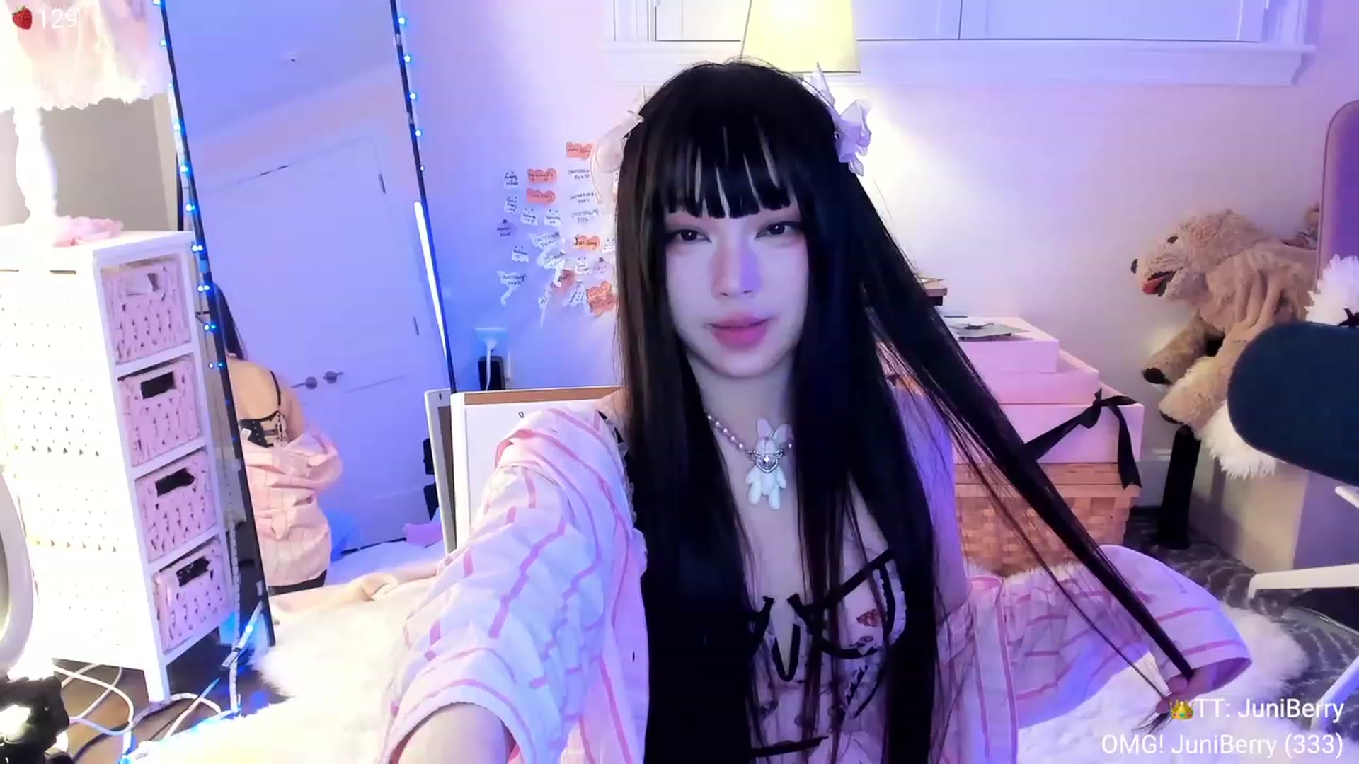 Gallery image thumbnail from AcaiBerry's myfreecams stream on, 11/05/2023, 06:17 image 9 of 20