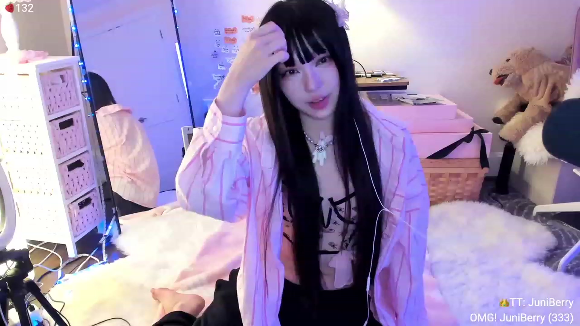 Gallery image thumbnail from AcaiBerry's myfreecams stream on, 11/05/2023, 06:17 image 5 of 20