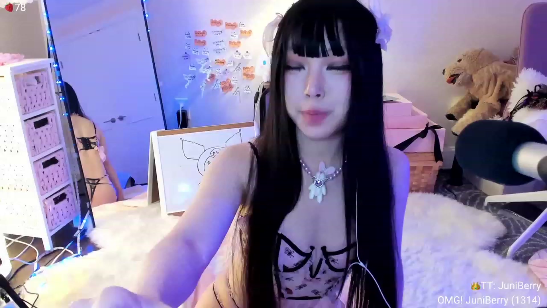 Gallery image thumbnail from AcaiBerry's myfreecams stream on, 11/05/2023, 07:16 image 16 of 20