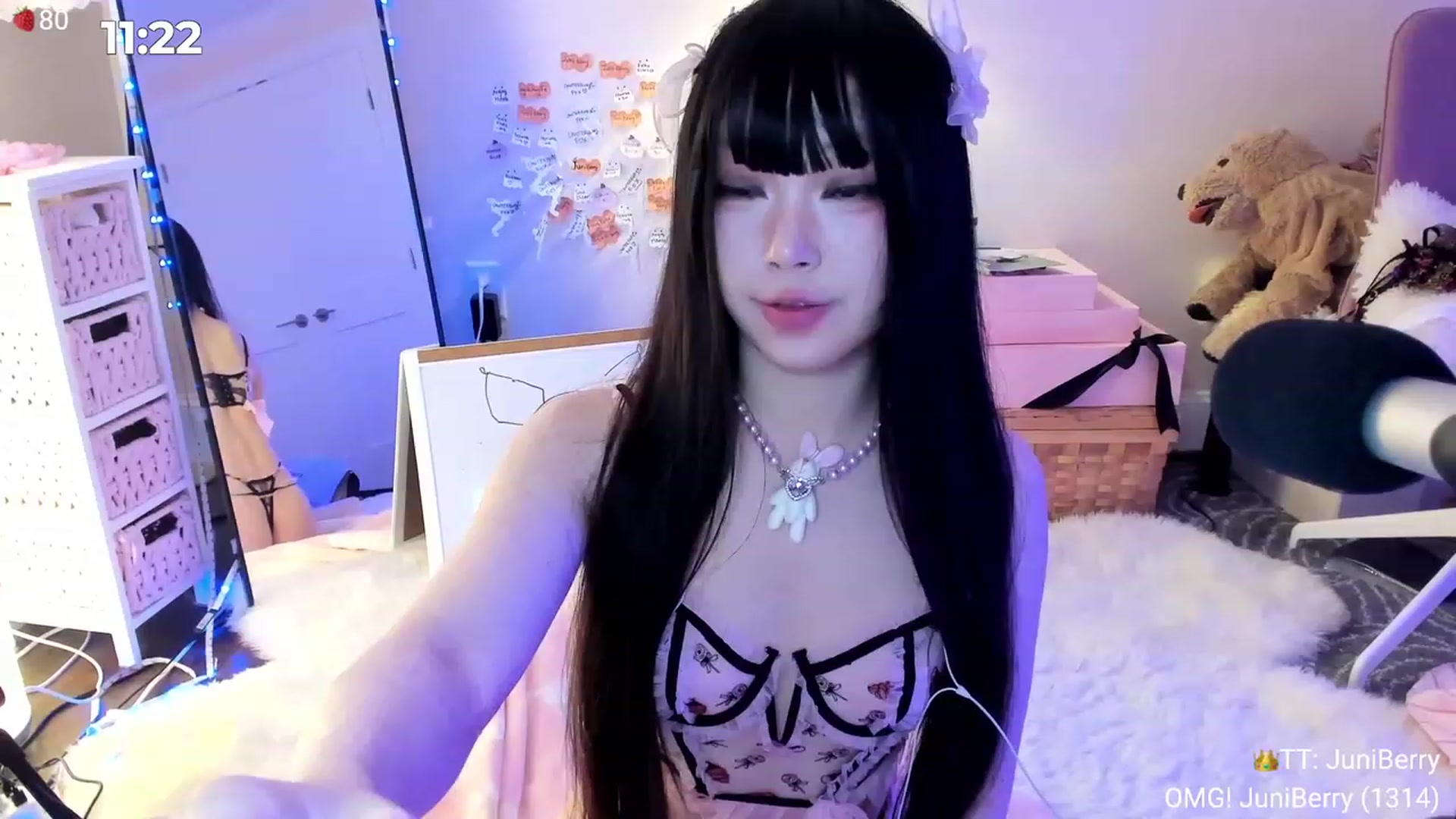 Gallery image thumbnail from AcaiBerry's myfreecams stream on, 11/05/2023, 07:16 image 8 of 20