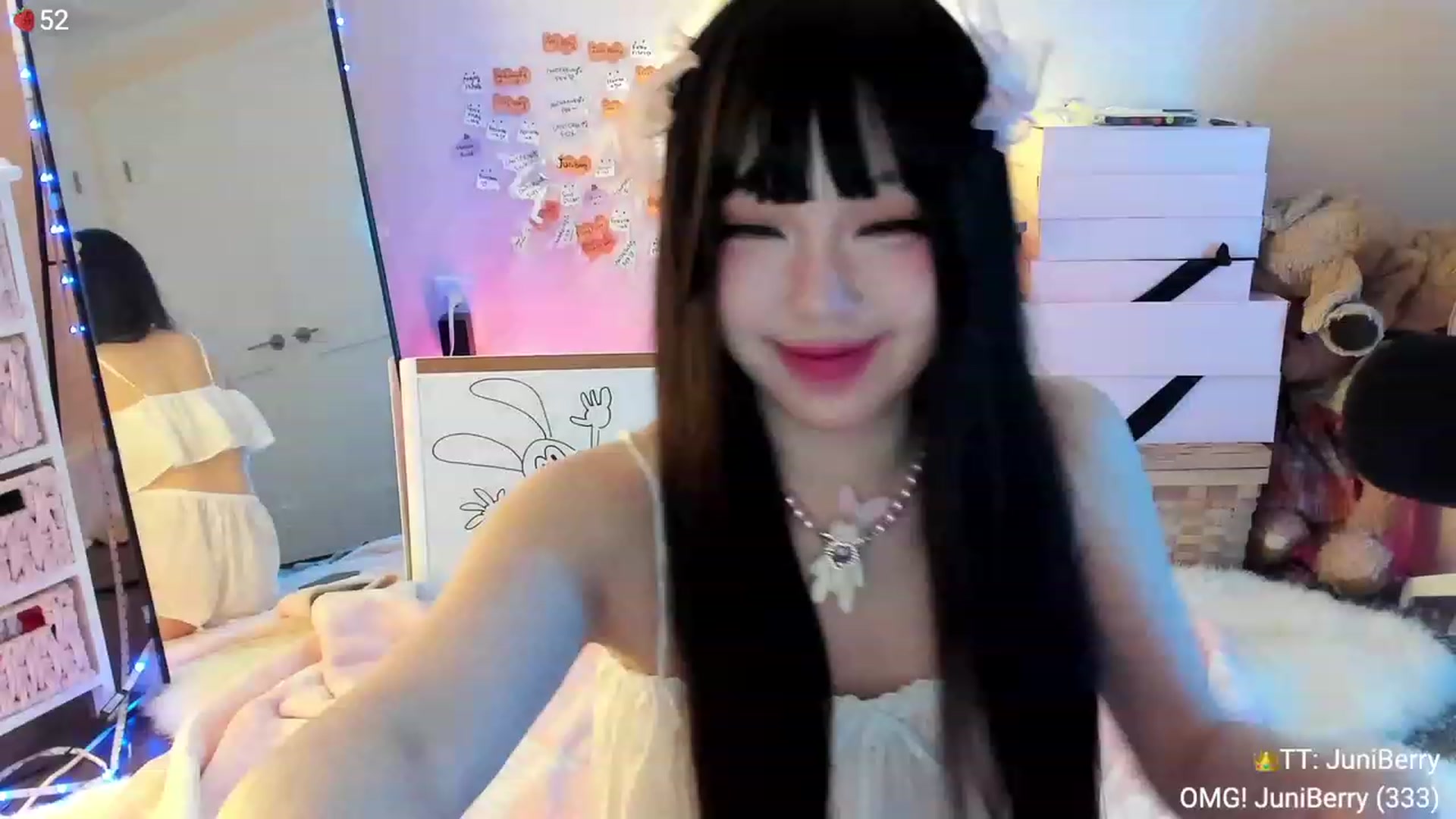 Gallery image thumbnail from AcaiBerry's myfreecams stream on, 11/19/2023, 06:48 image 3 of 20