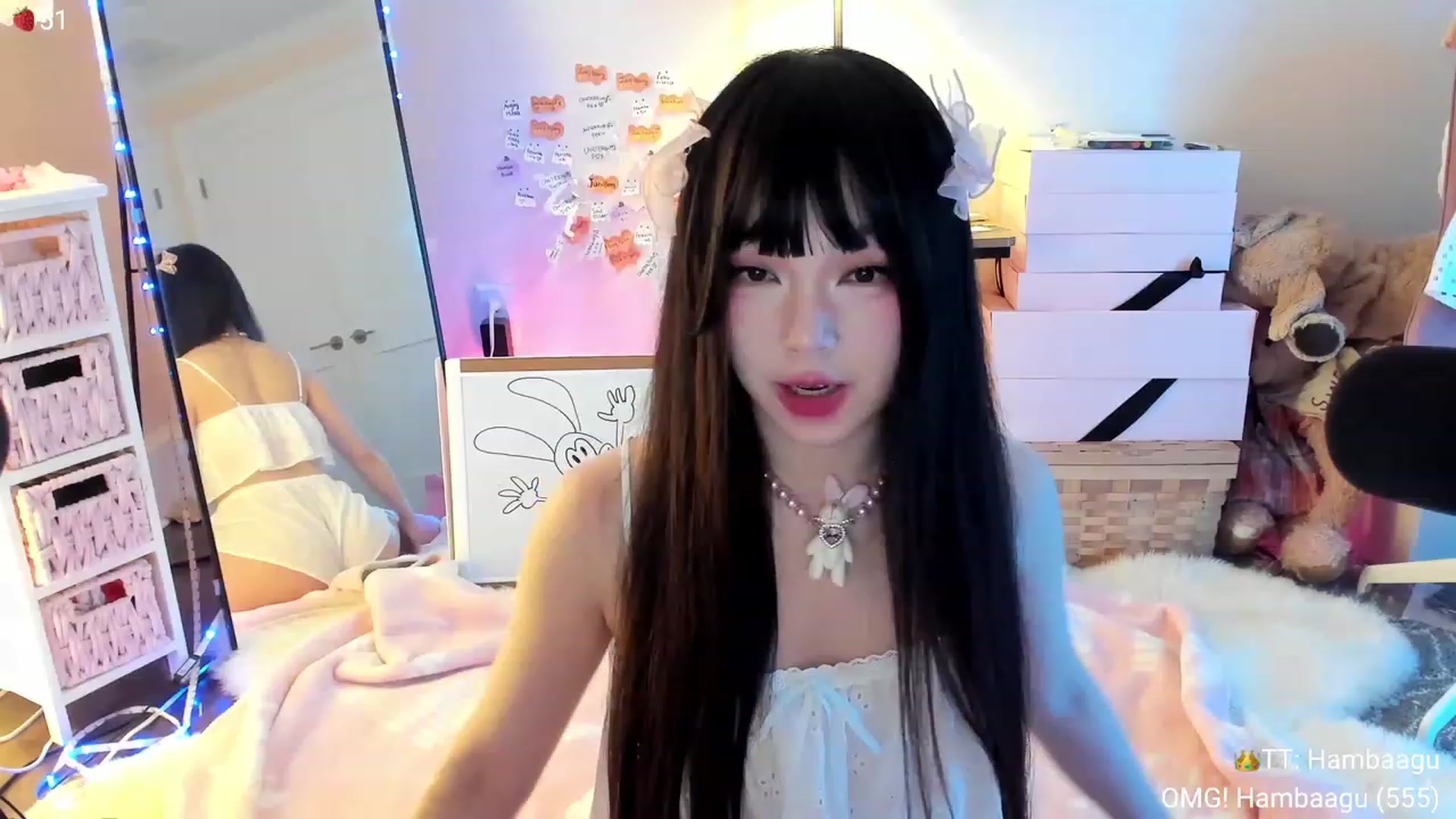 Gallery image thumbnail from AcaiBerry's myfreecams stream on, 11/19/2023, 06:48 image 15 of 20
