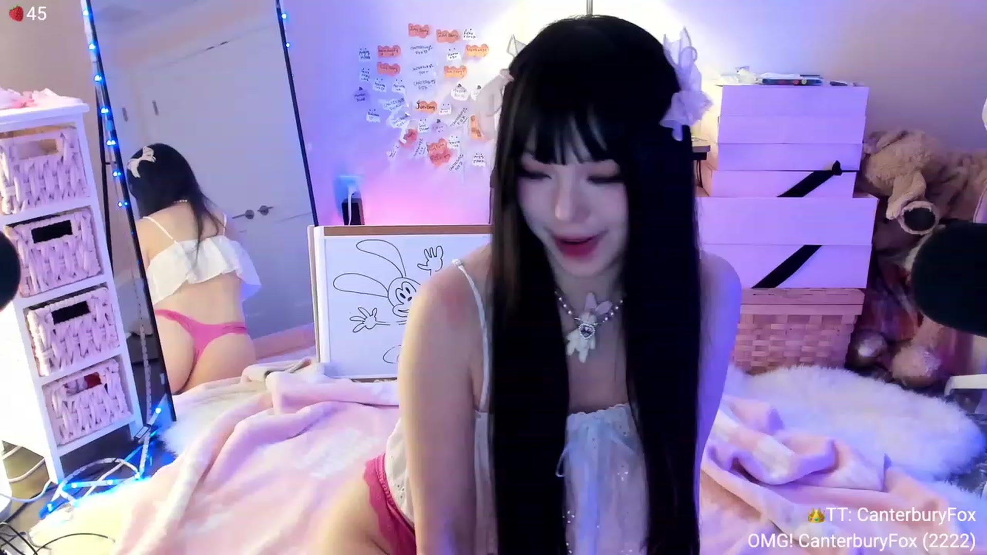 Gallery image thumbnail from AcaiBerry's myfreecams stream on, 11/19/2023, 08:38 image 11 of 20