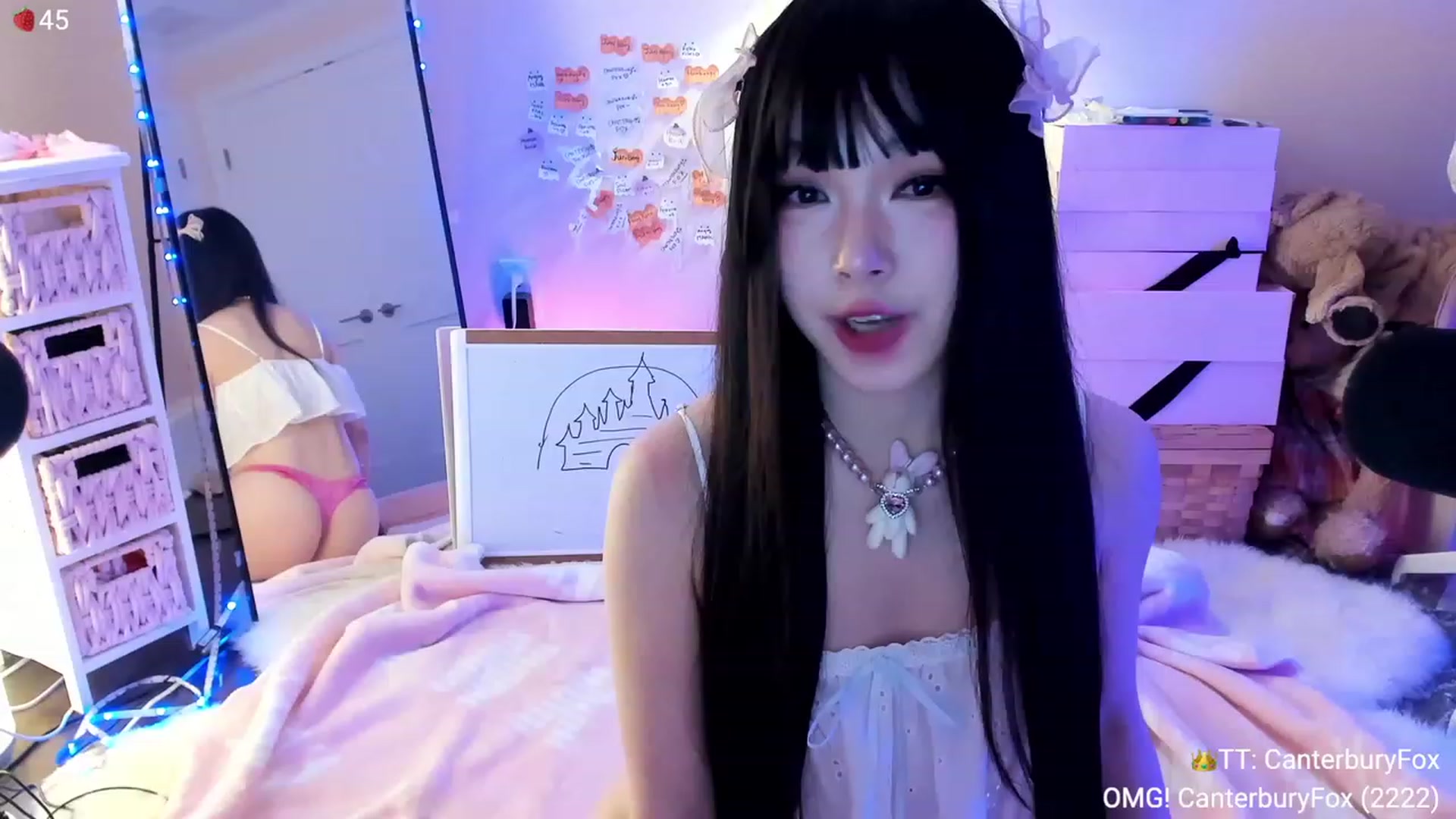 Gallery image thumbnail from AcaiBerry's myfreecams stream on, 11/19/2023, 08:38 image 16 of 20