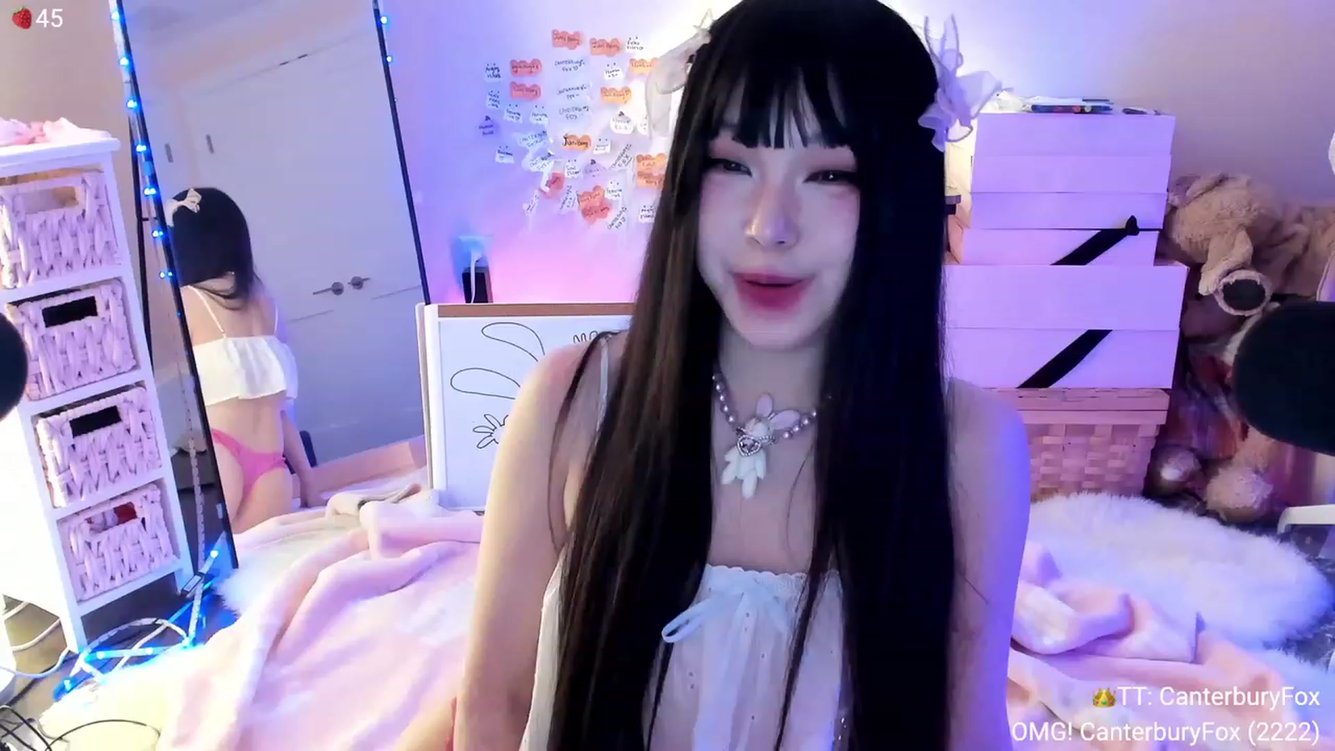 Gallery image thumbnail from AcaiBerry's myfreecams stream on, 11/19/2023, 08:38 image 9 of 20