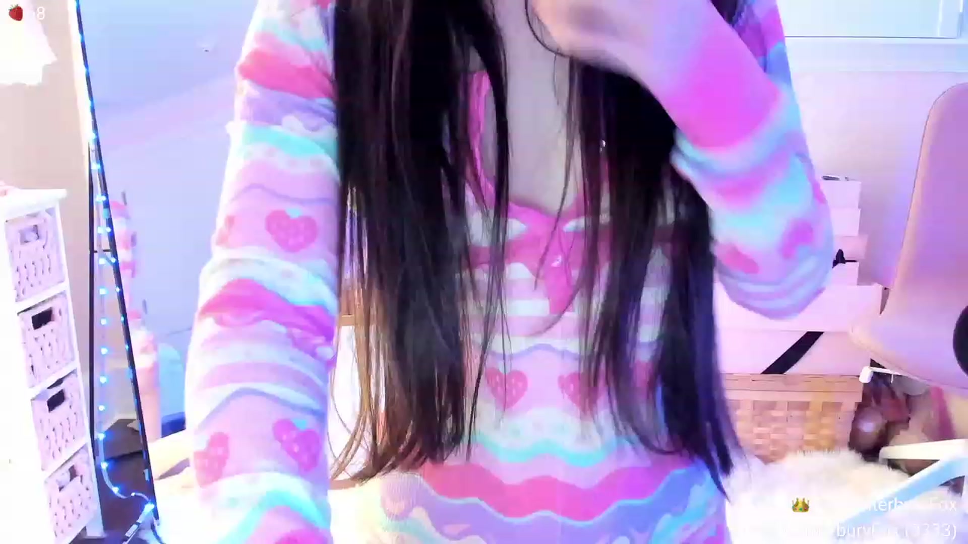 Gallery image thumbnail from AcaiBerry's myfreecams stream on, 11/28/2023, 07:35 image 3 of 20