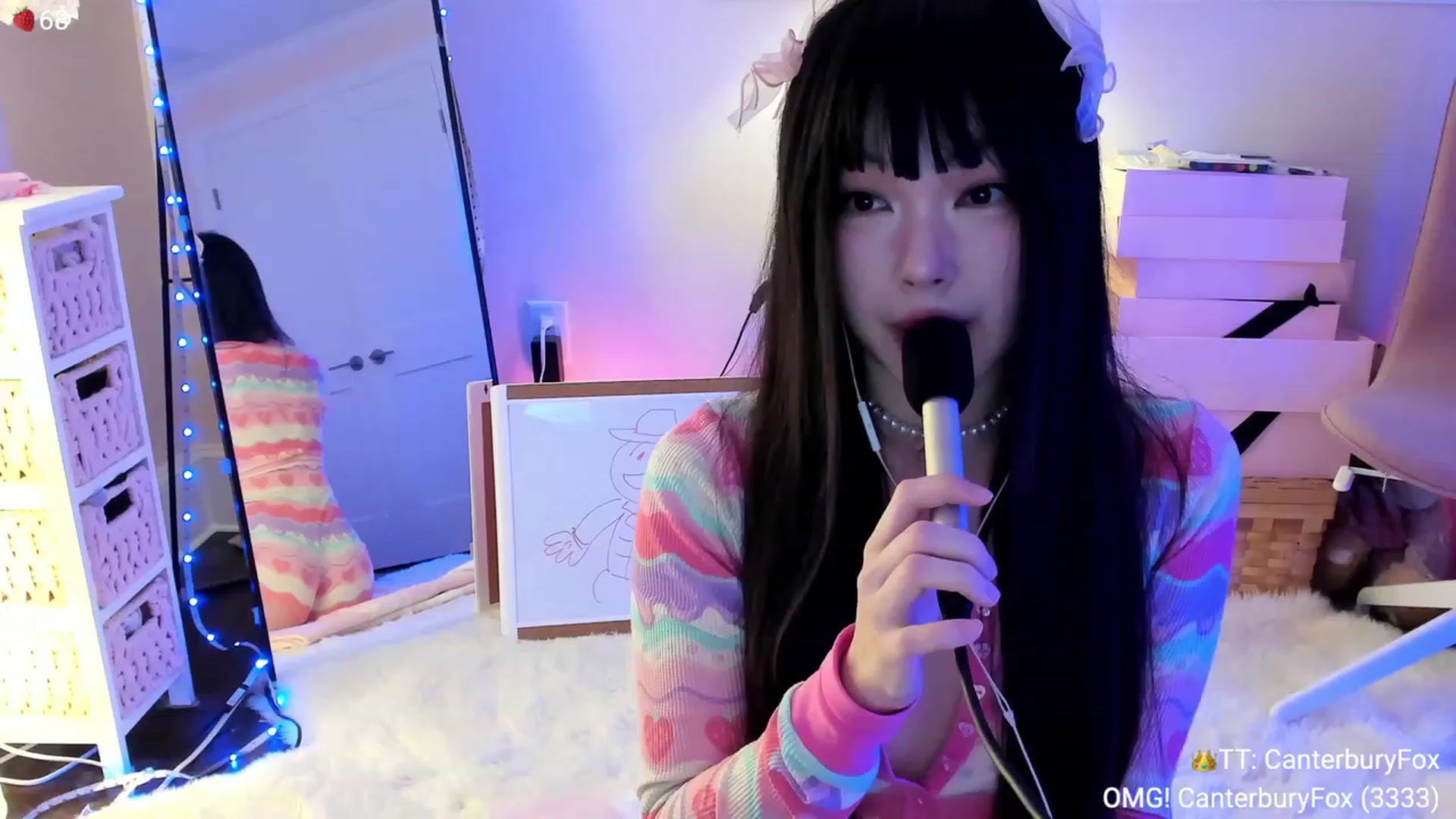 Gallery image thumbnail from AcaiBerry's myfreecams stream on, 11/28/2023, 07:35 image 5 of 20
