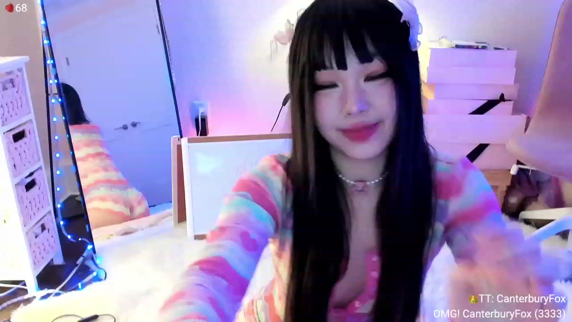 Gallery image thumbnail from AcaiBerry's myfreecams stream on, 11/28/2023, 07:35 image 1 of 20