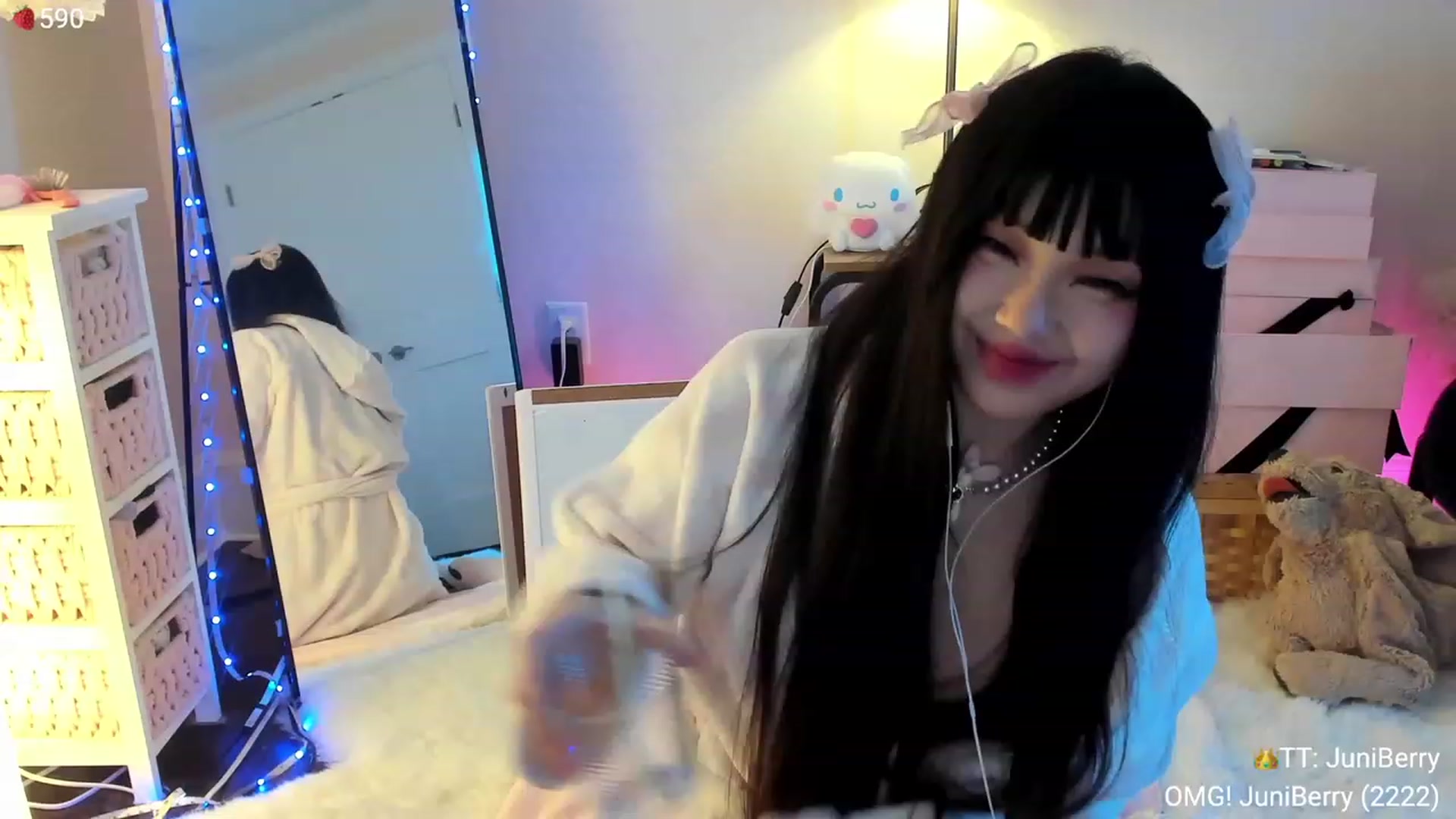 Gallery image thumbnail from AcaiBerry's myfreecams stream on, 12/02/2023, 05:34 image 6 of 20