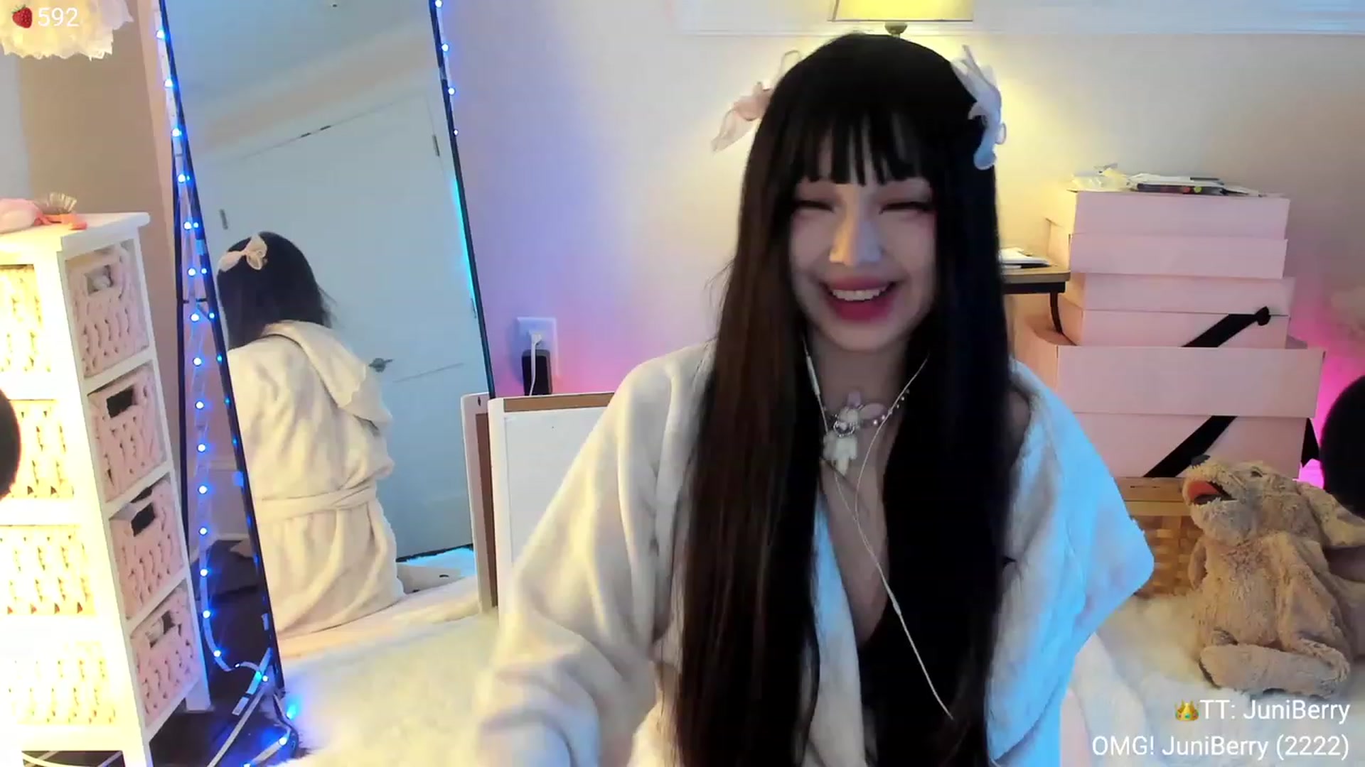Gallery image thumbnail from AcaiBerry's myfreecams stream on, 12/02/2023, 05:34 image 7 of 20