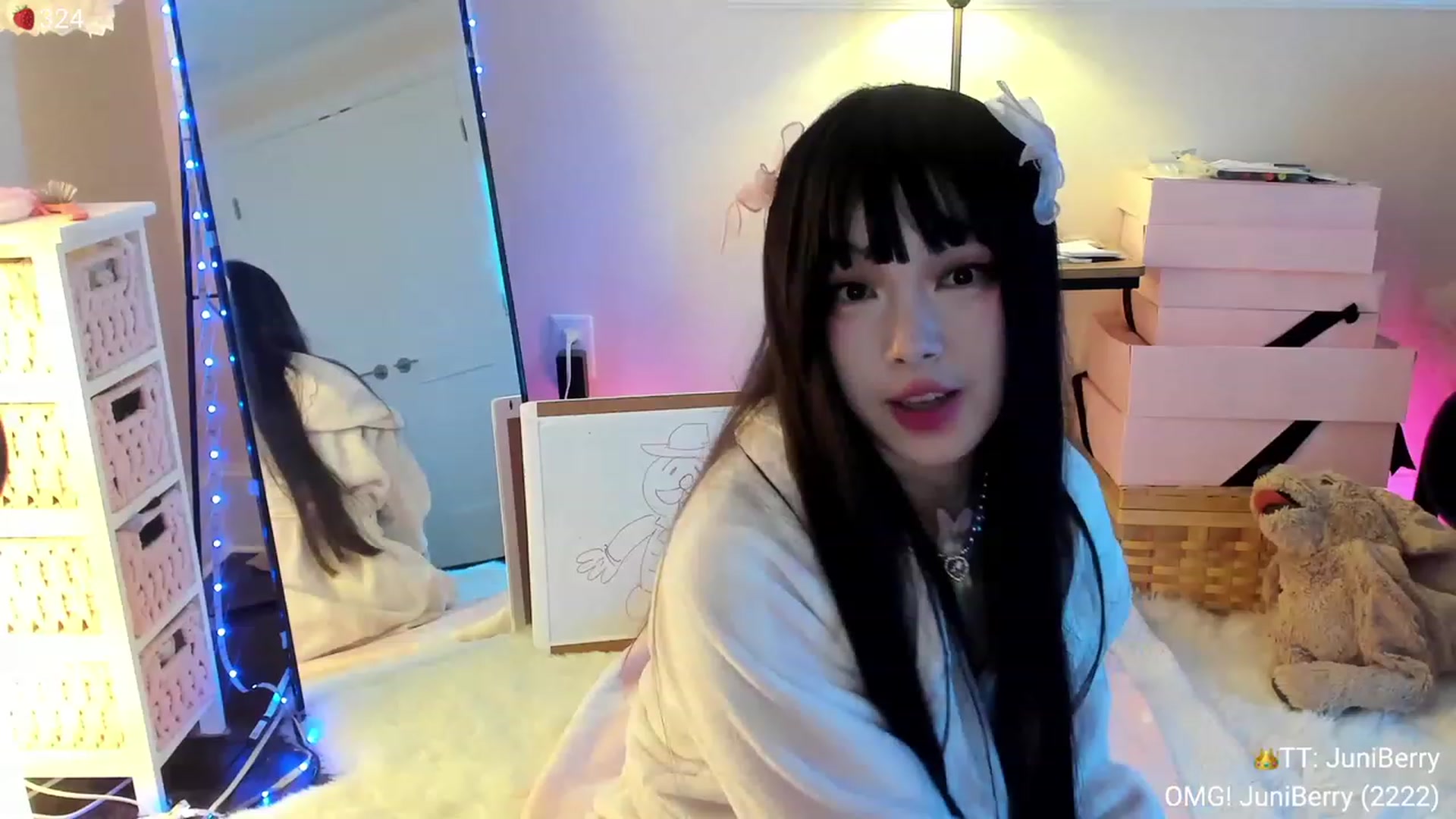 Gallery image thumbnail from AcaiBerry's myfreecams stream on, 12/02/2023, 05:34 image 15 of 20