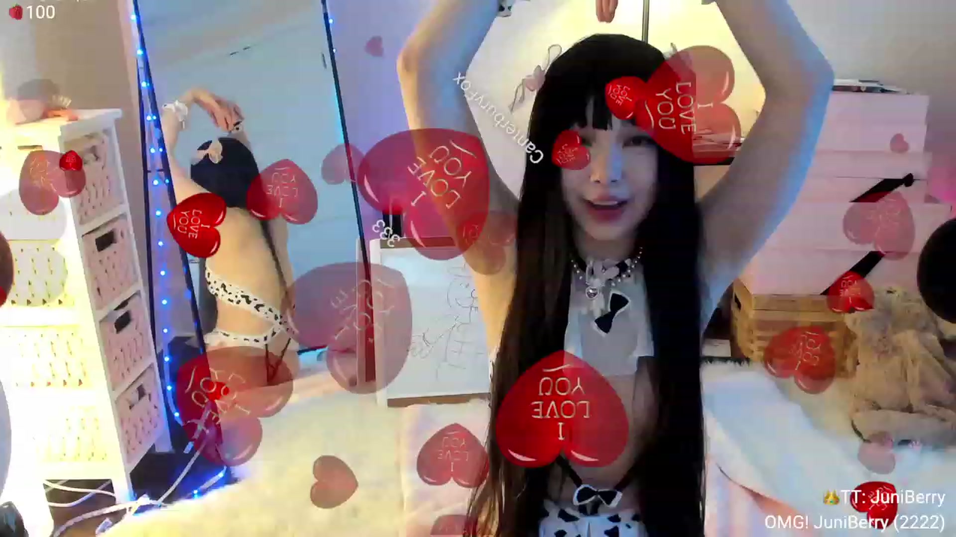 Gallery image thumbnail from AcaiBerry's myfreecams stream on, 12/02/2023, 07:03 image 9 of 20