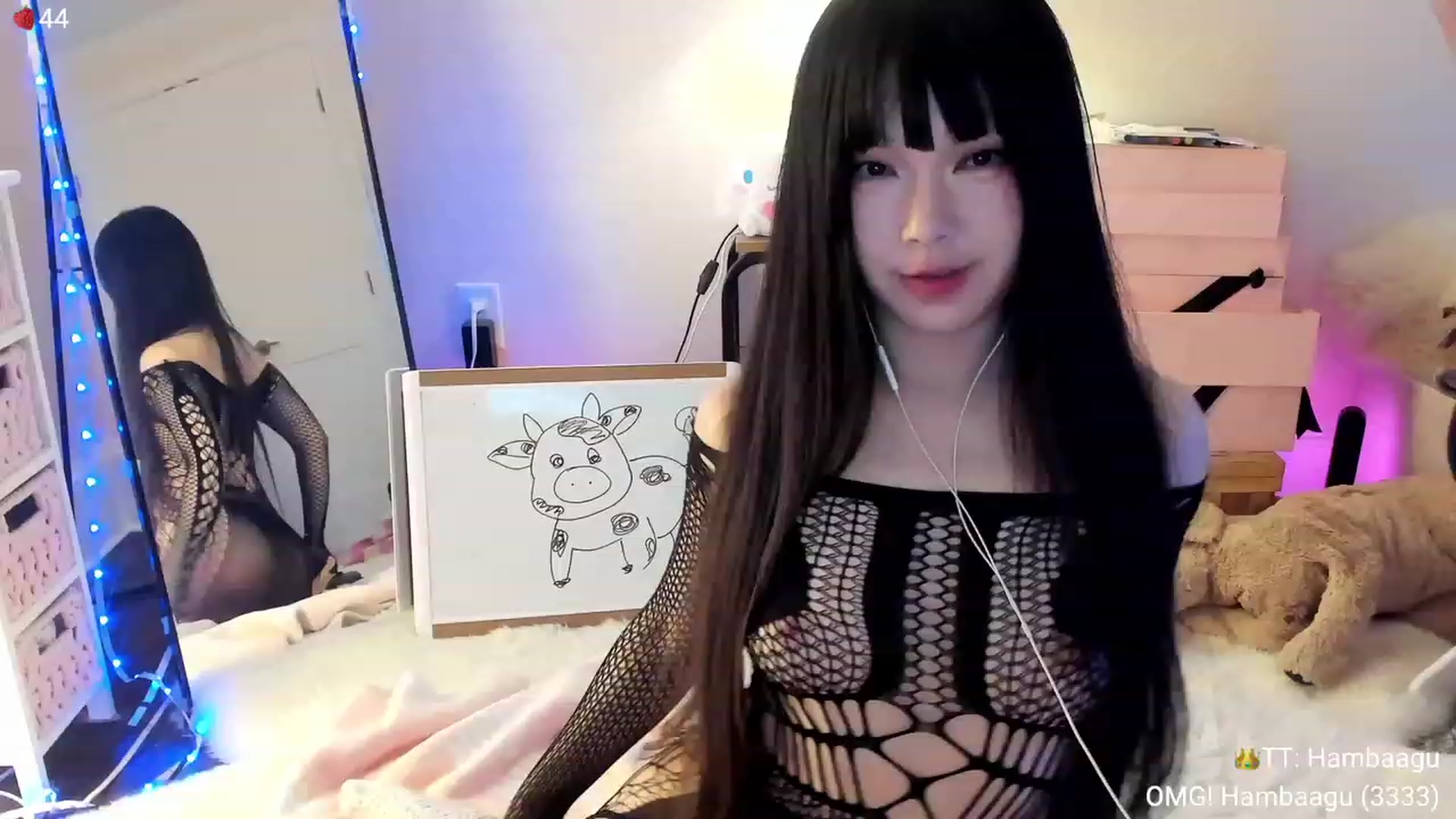 Gallery image thumbnail from AcaiBerry's myfreecams stream on, 12/05/2023, 06:12 image 17 of 20