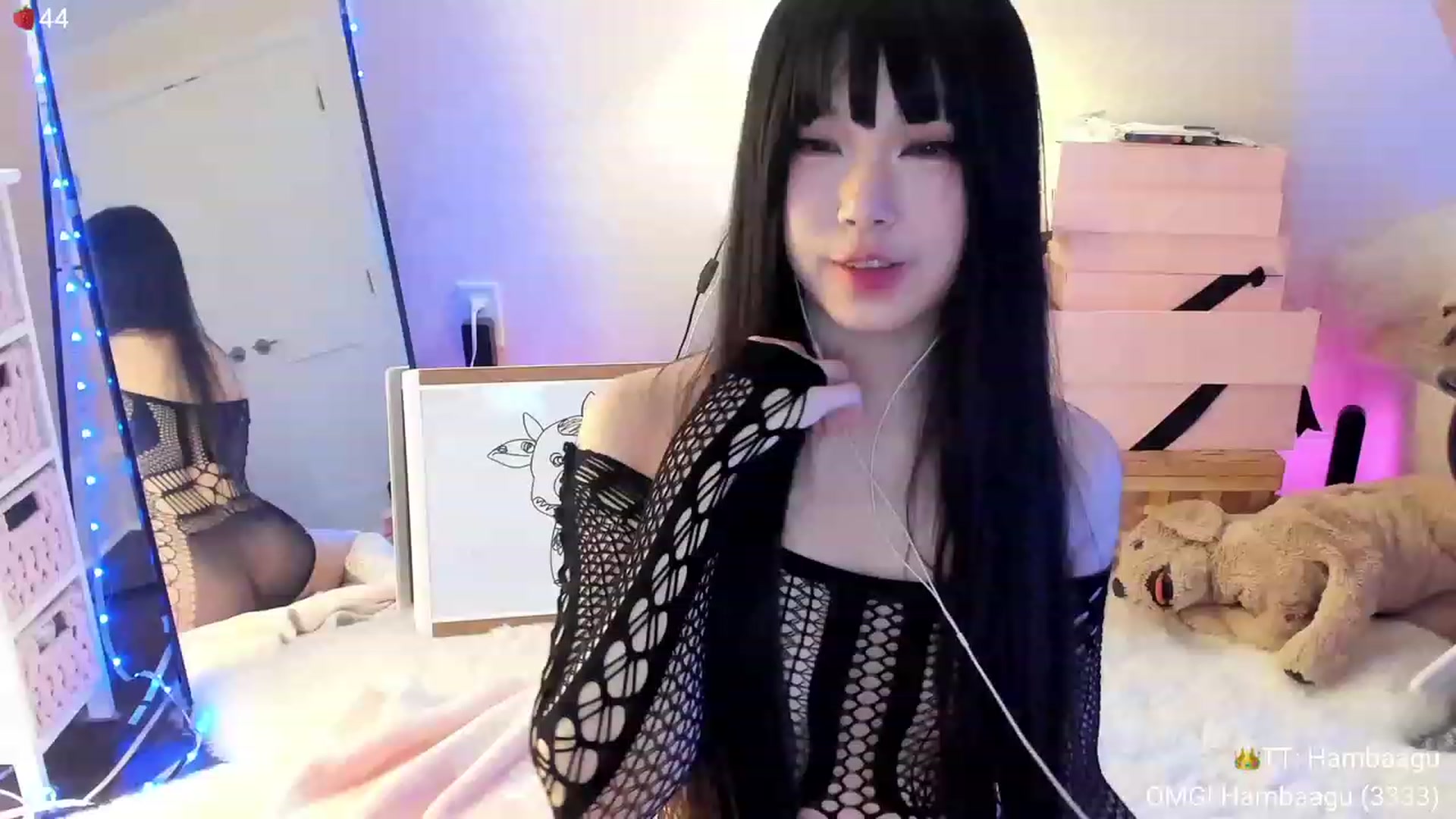 Gallery image thumbnail from AcaiBerry's myfreecams stream on, 12/05/2023, 06:12 image 19 of 20