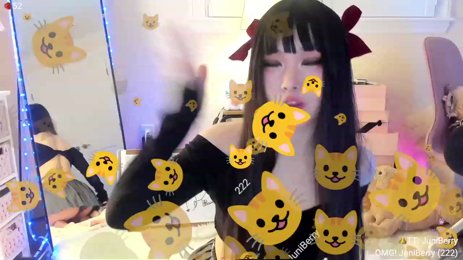 Gallery image thumbnail from AcaiBerry's myfreecams stream on, 12/07/2023, 04:53 image 1 of 20